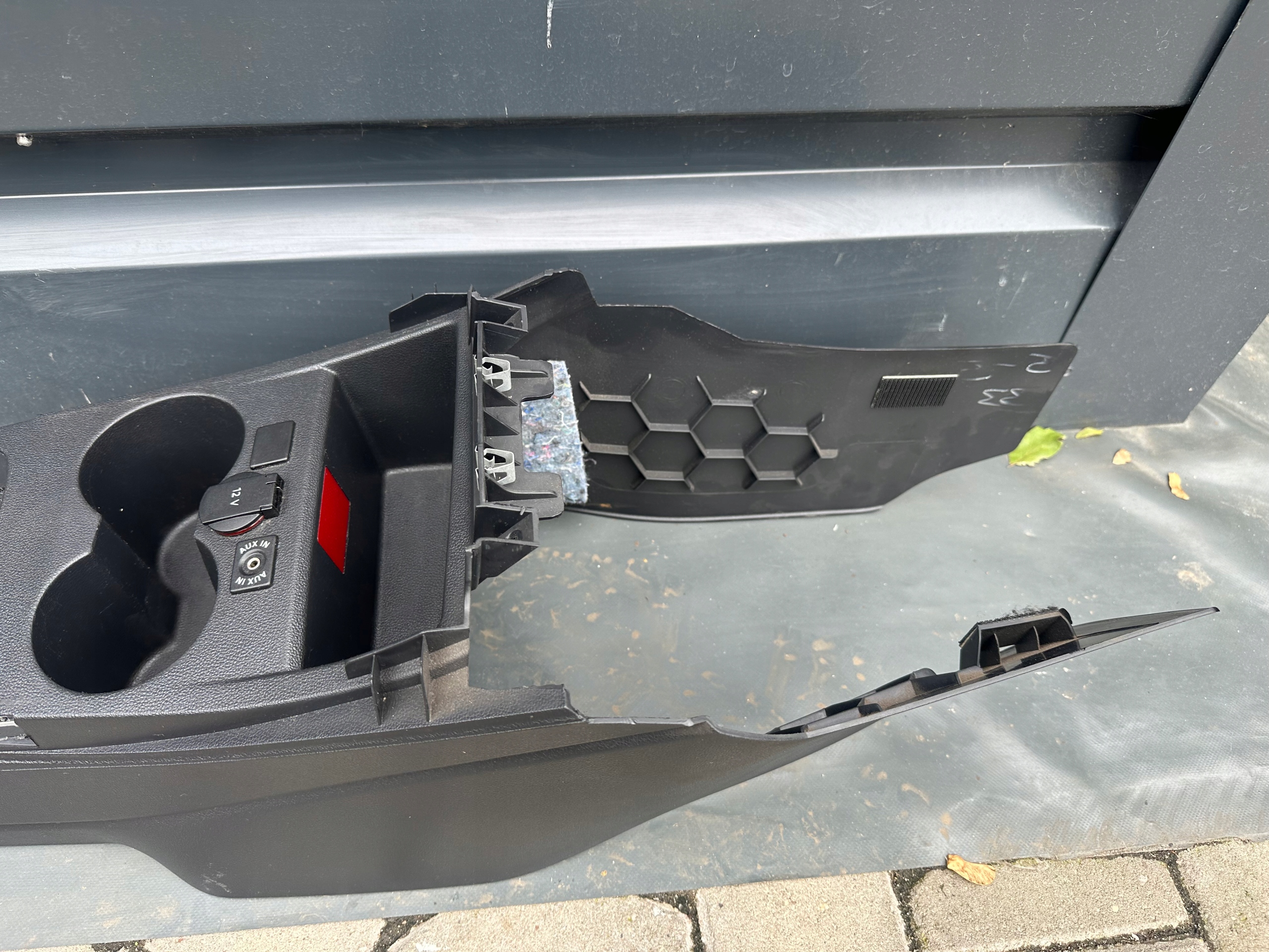 vw POLO 6R тунель середина