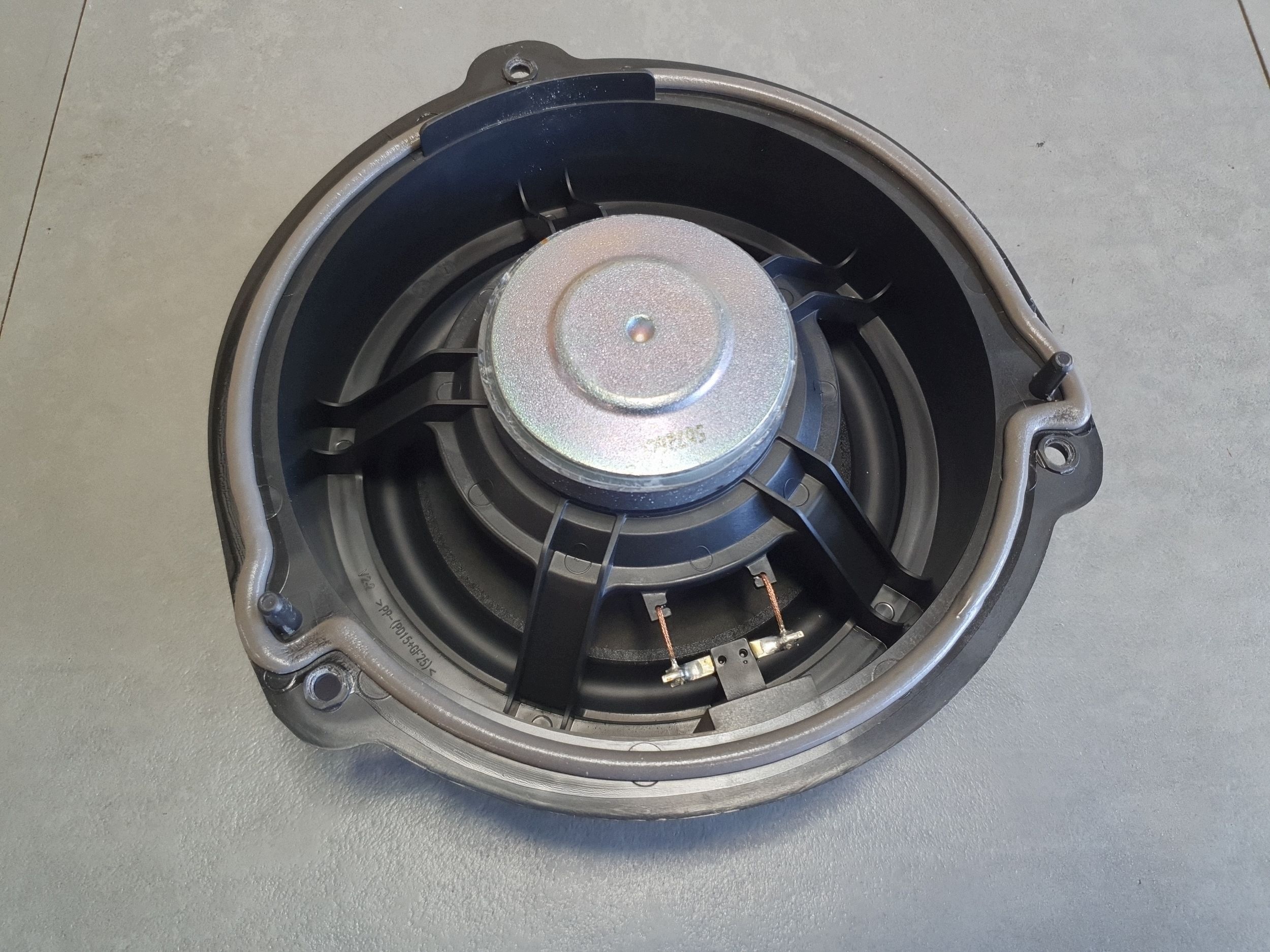 Audi A3 8Y speaker door tylnych 83A035411
