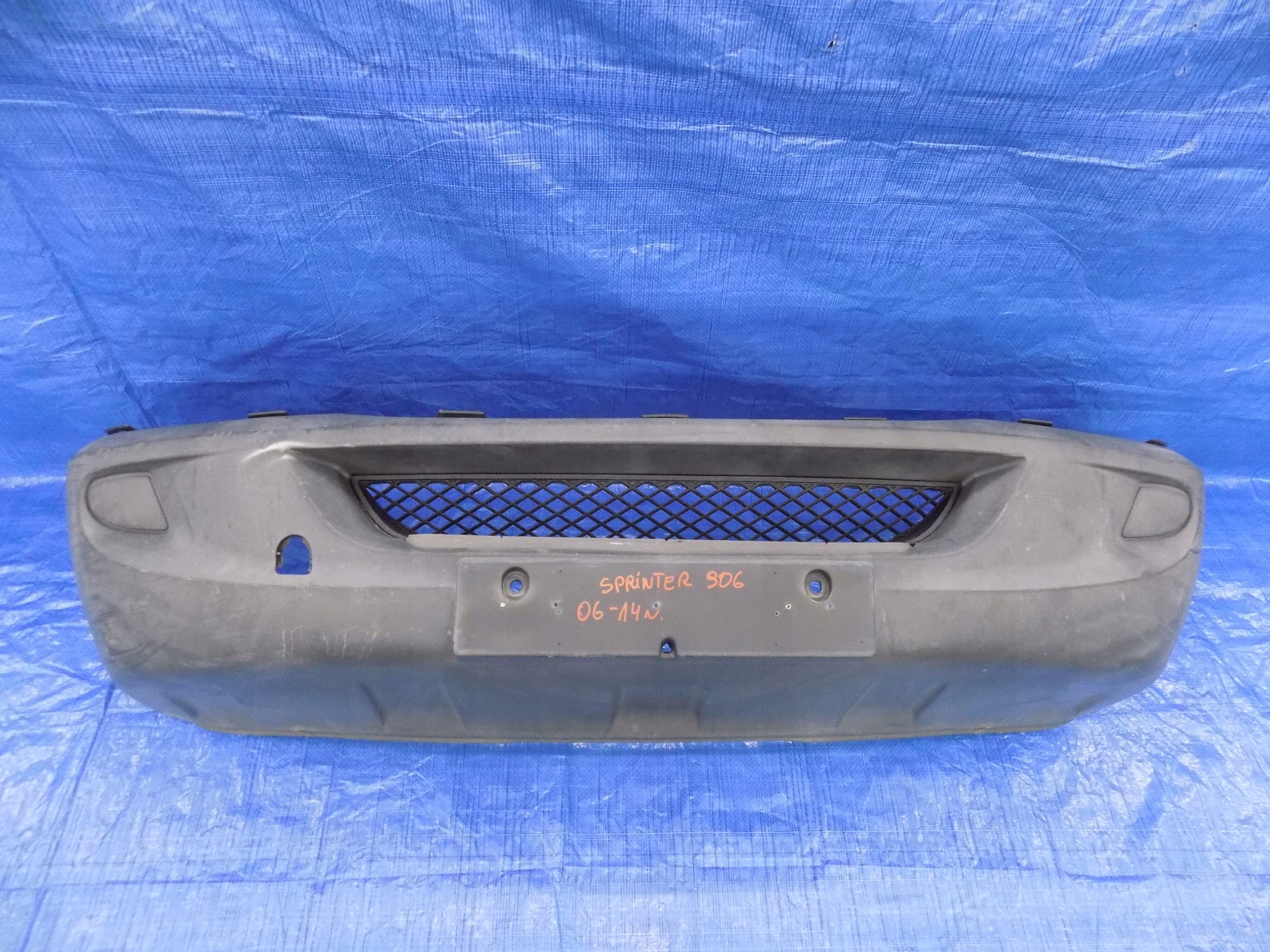 bumper front front front SPRINTER 906 06-13r 9068800670