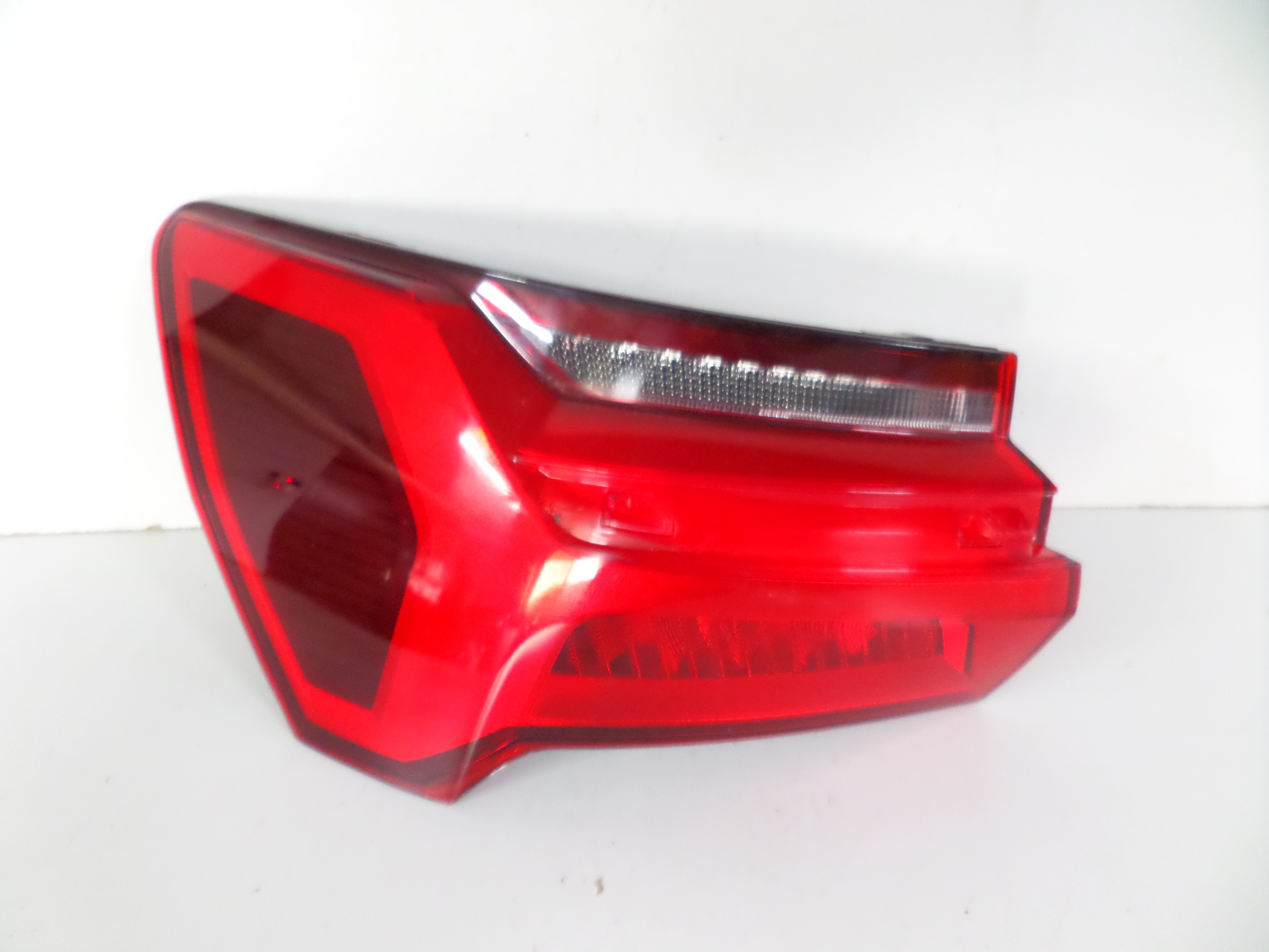 light rear rear part left AUDI A6 C8 18