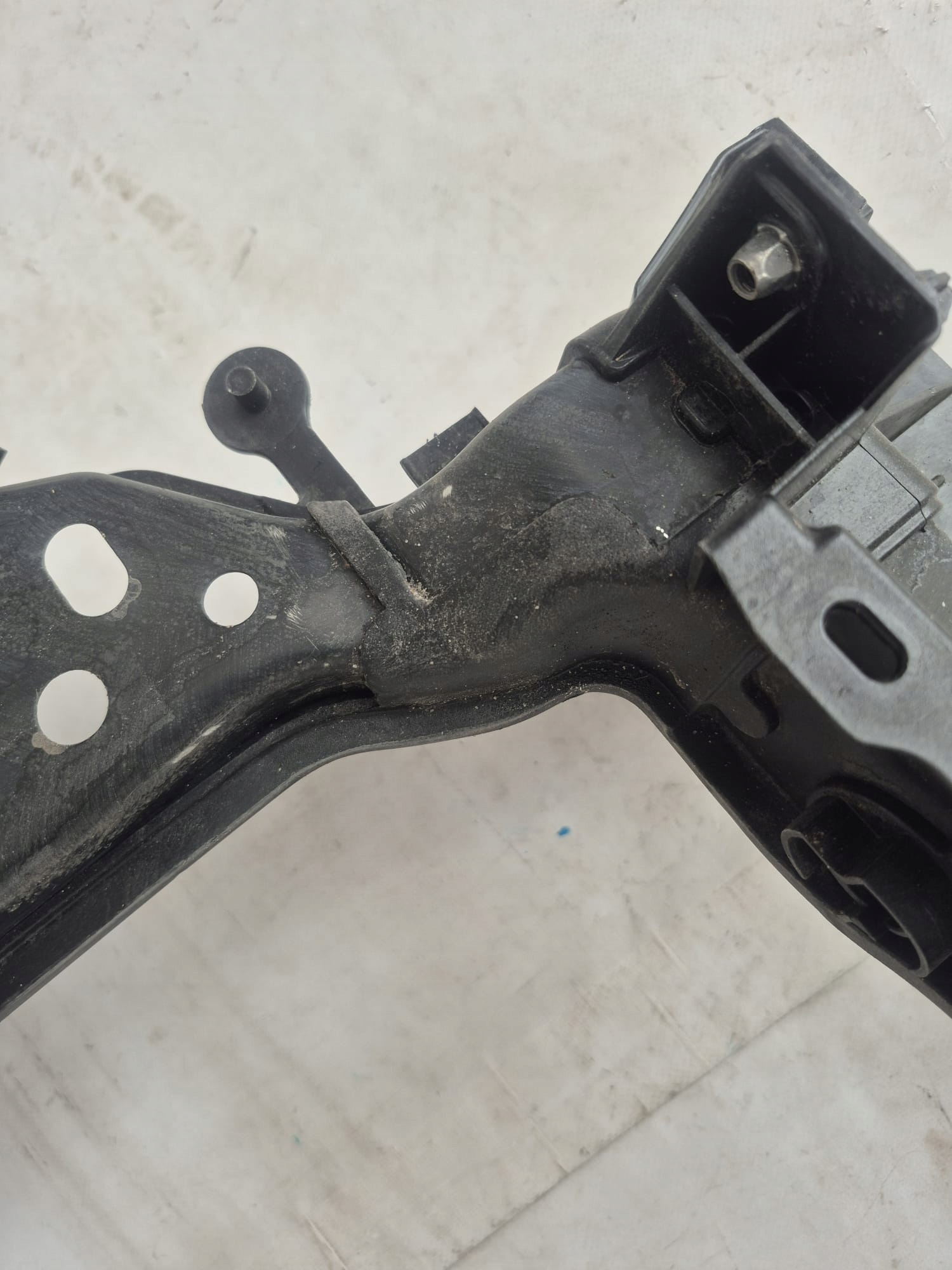 RENAULT CAPTUR II 2 19- support panel for radiators pillar 625009677R