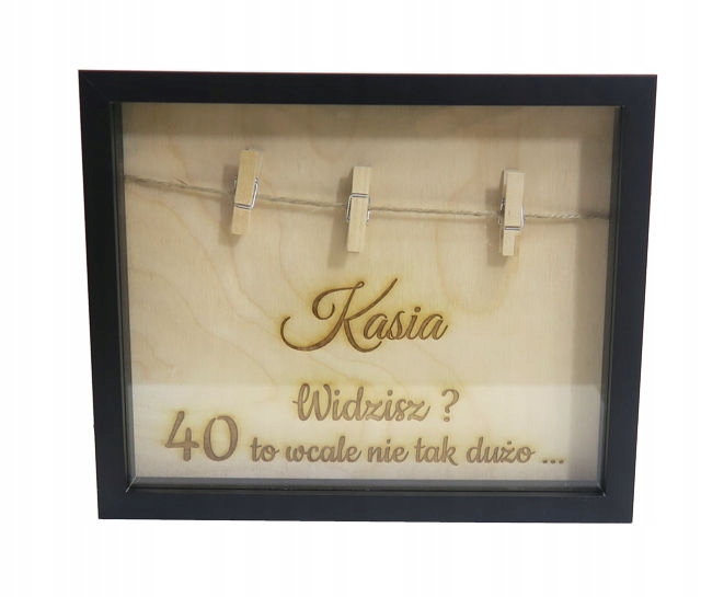 

Ramka Prezent Urodziny Widzisz 30 40 50 60 MB62