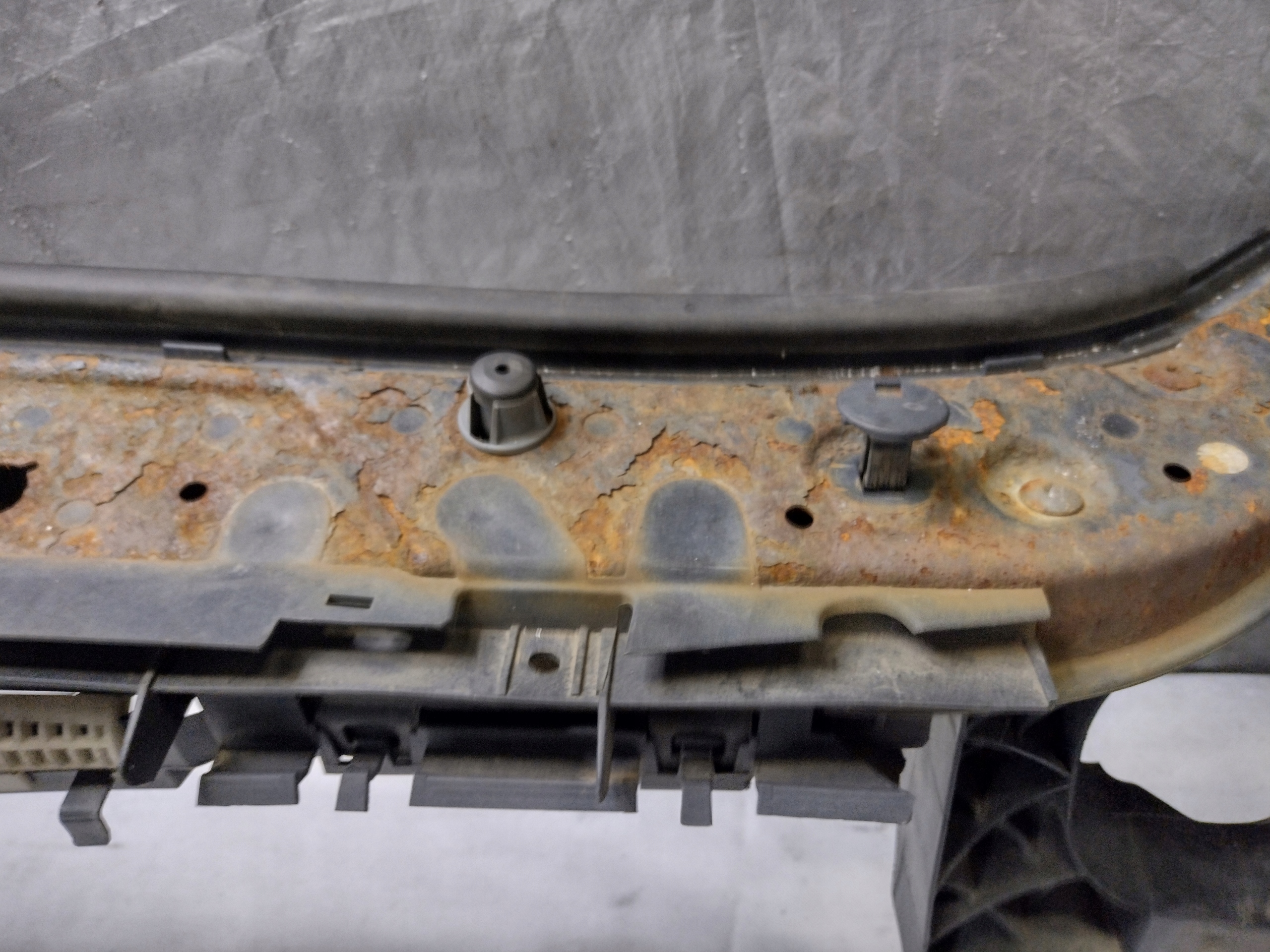Armature Traverse Renault Megane II 2 1,5DCI