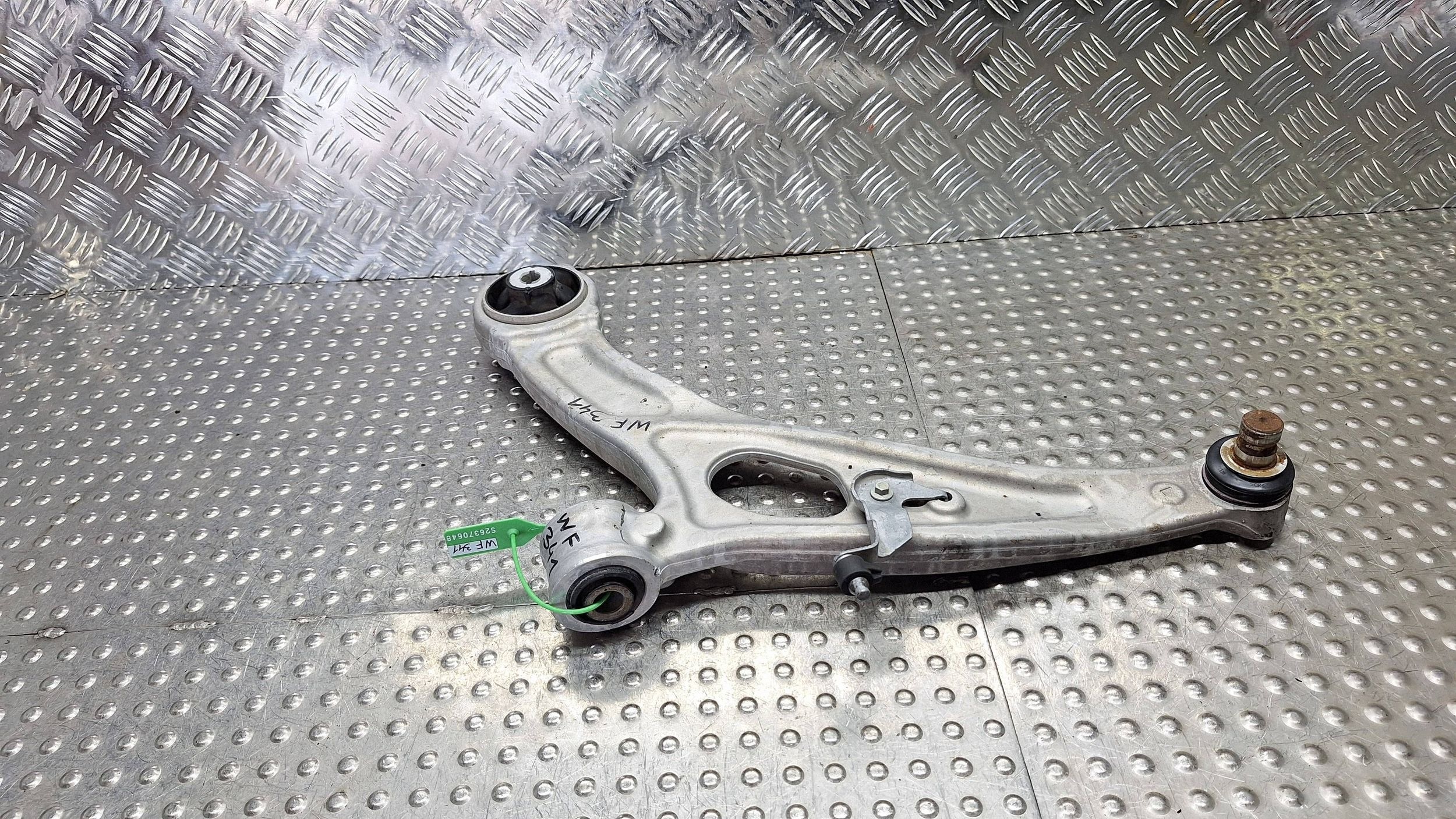 arm left front LX61-3A424-CNA FORD KUGA MK3