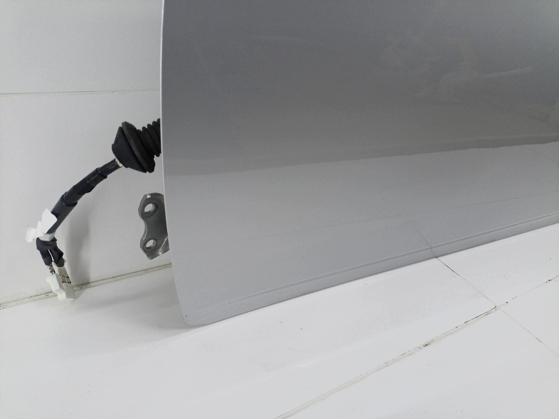 door front left side Toyota Prius 3 XW30 ZVW30 2010