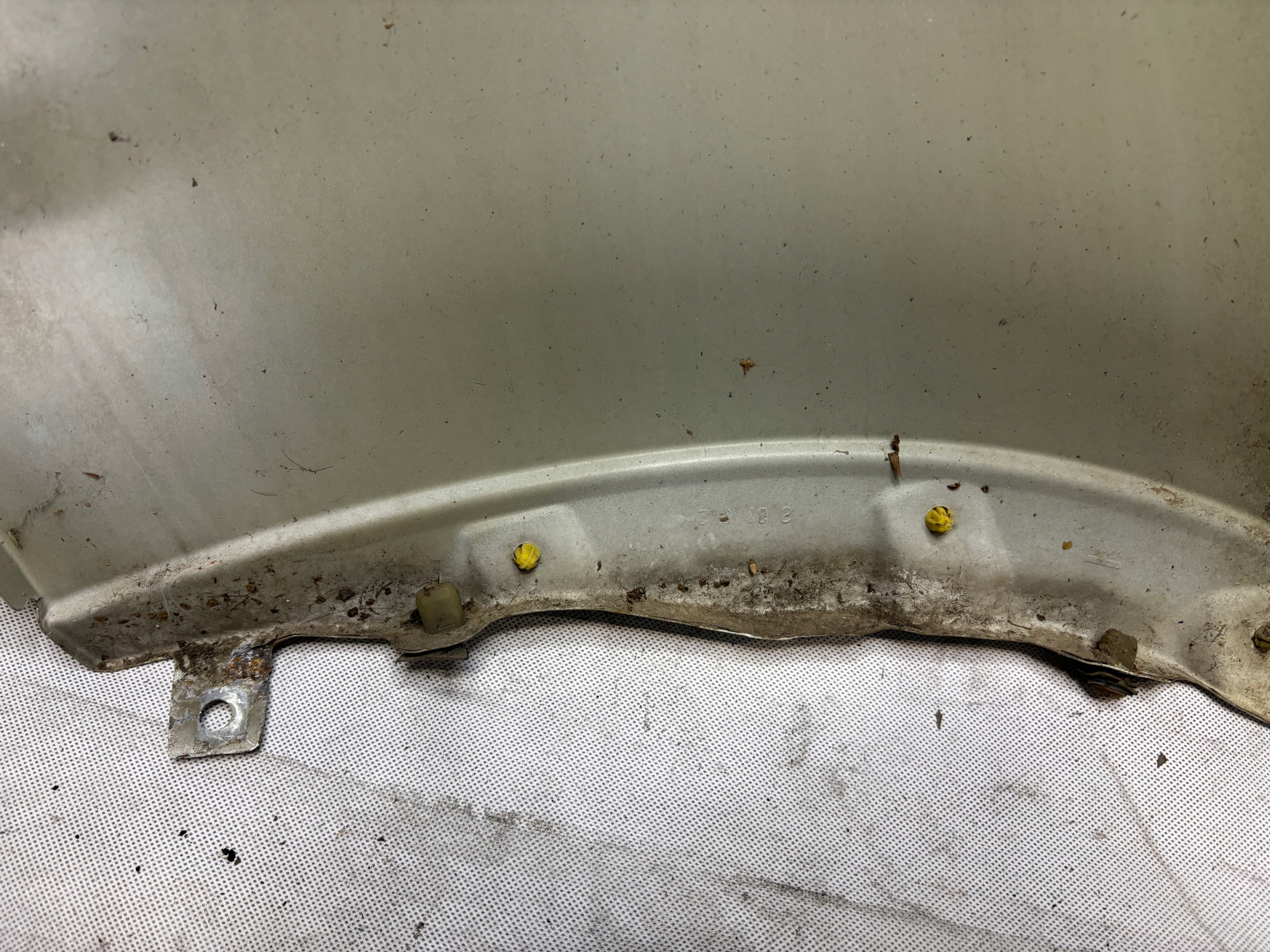 fender left front Renault Master II 2 przedlift k: 0389