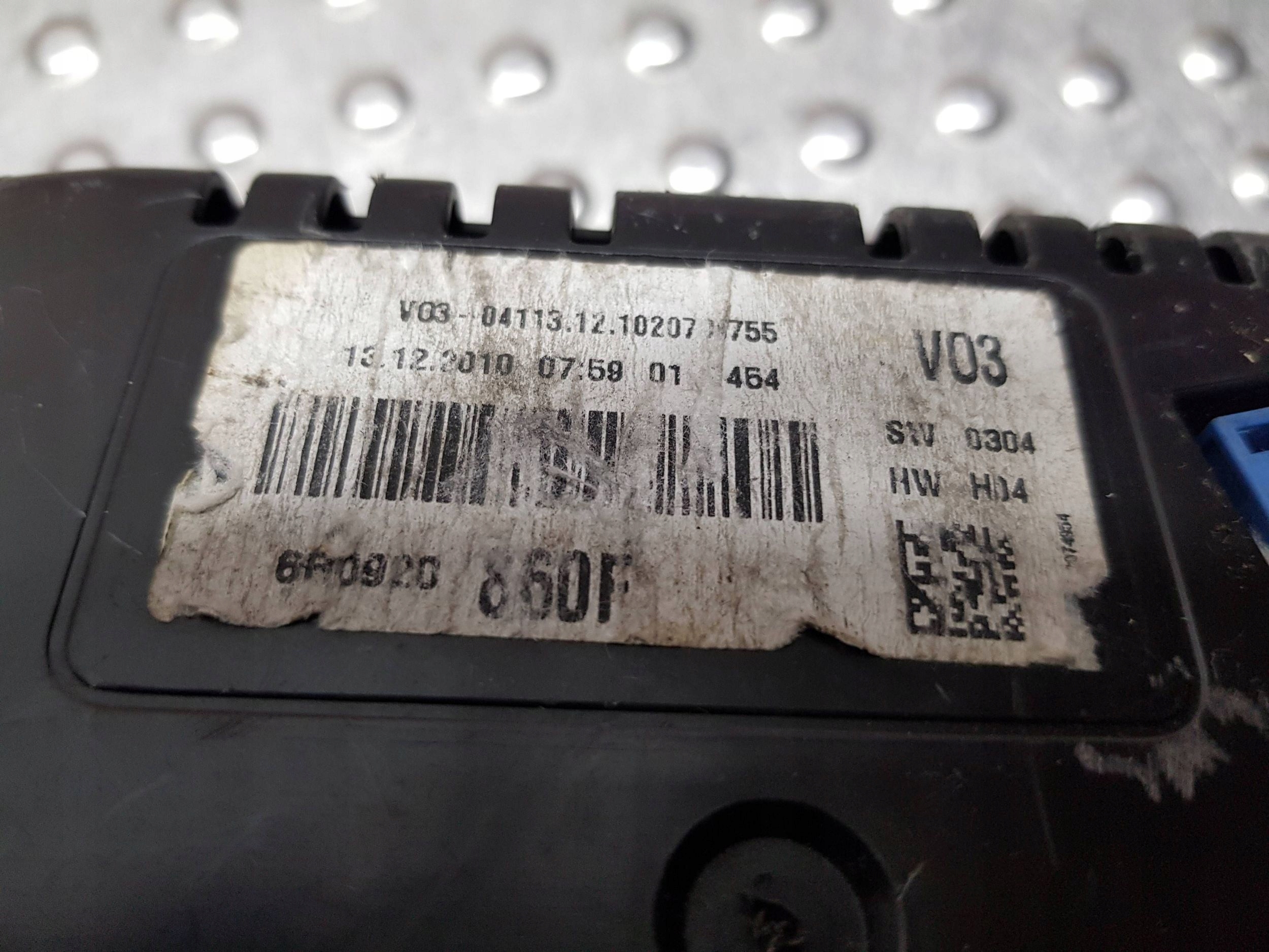 clock dials 6R0920860F VW POLO V 6R