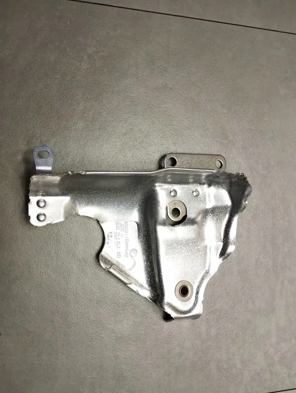 Cupra Formentor Blende Abdeckung TERMICZNA 04E253041AD