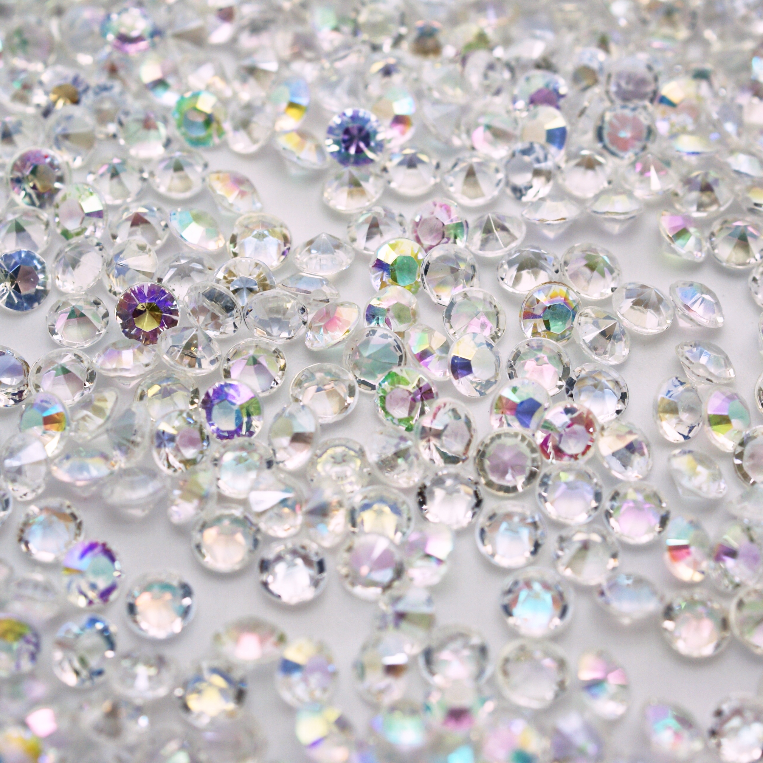 

Konfetti Diamenty Kryształ Opalizujący 8mm 2000