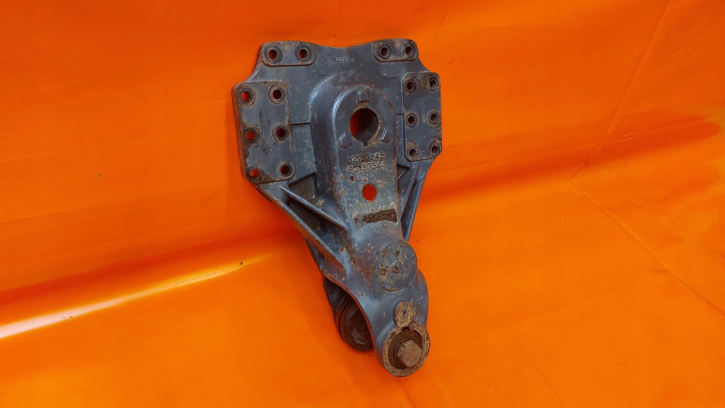 RENAULT PREMIUM MAGNUM DXI ŁAPA PÓŁRESORA MEGA LOWDECK