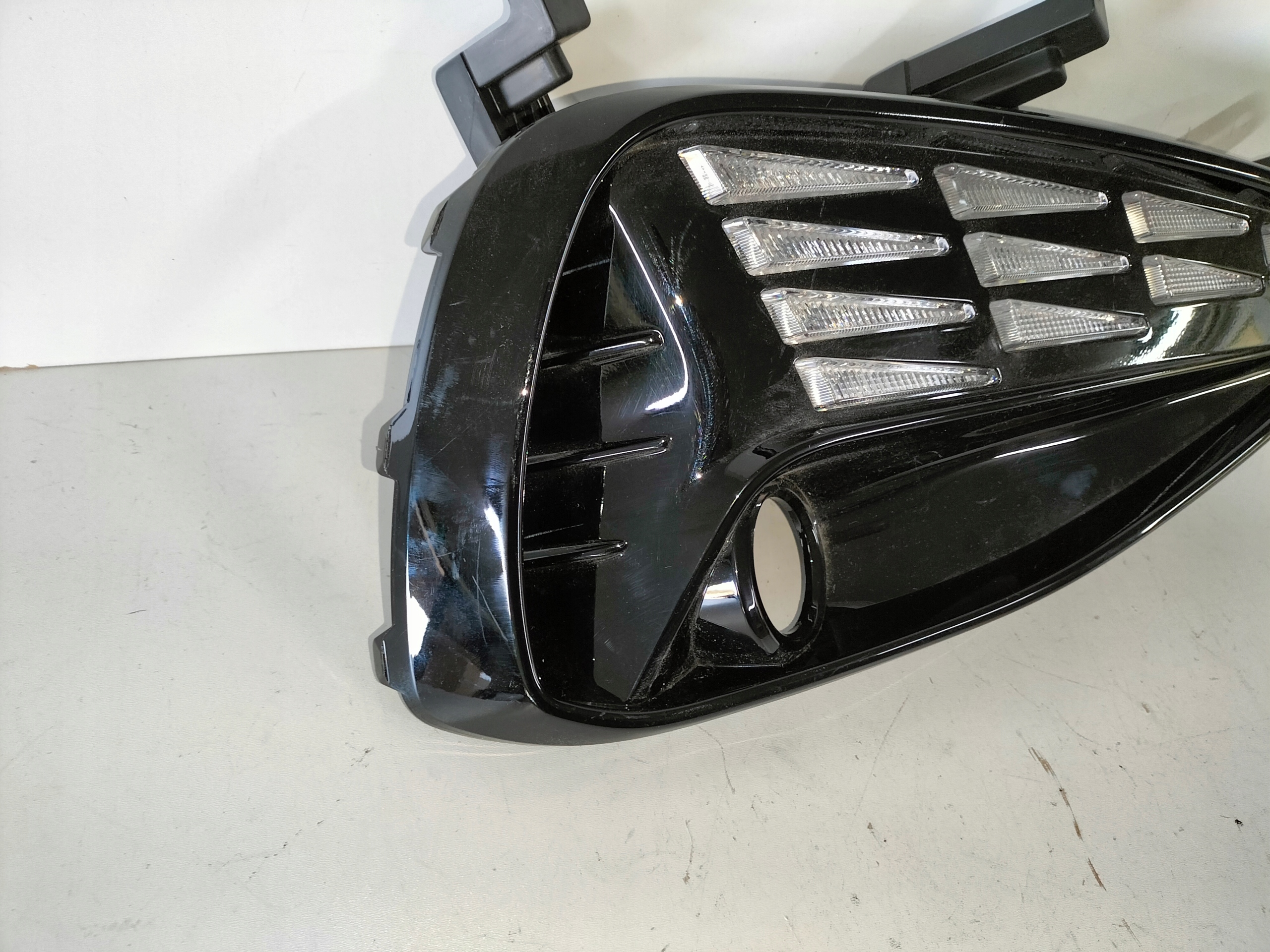 fog light light DRL front right HYUNDAI I30 III LIFT 20- z grid