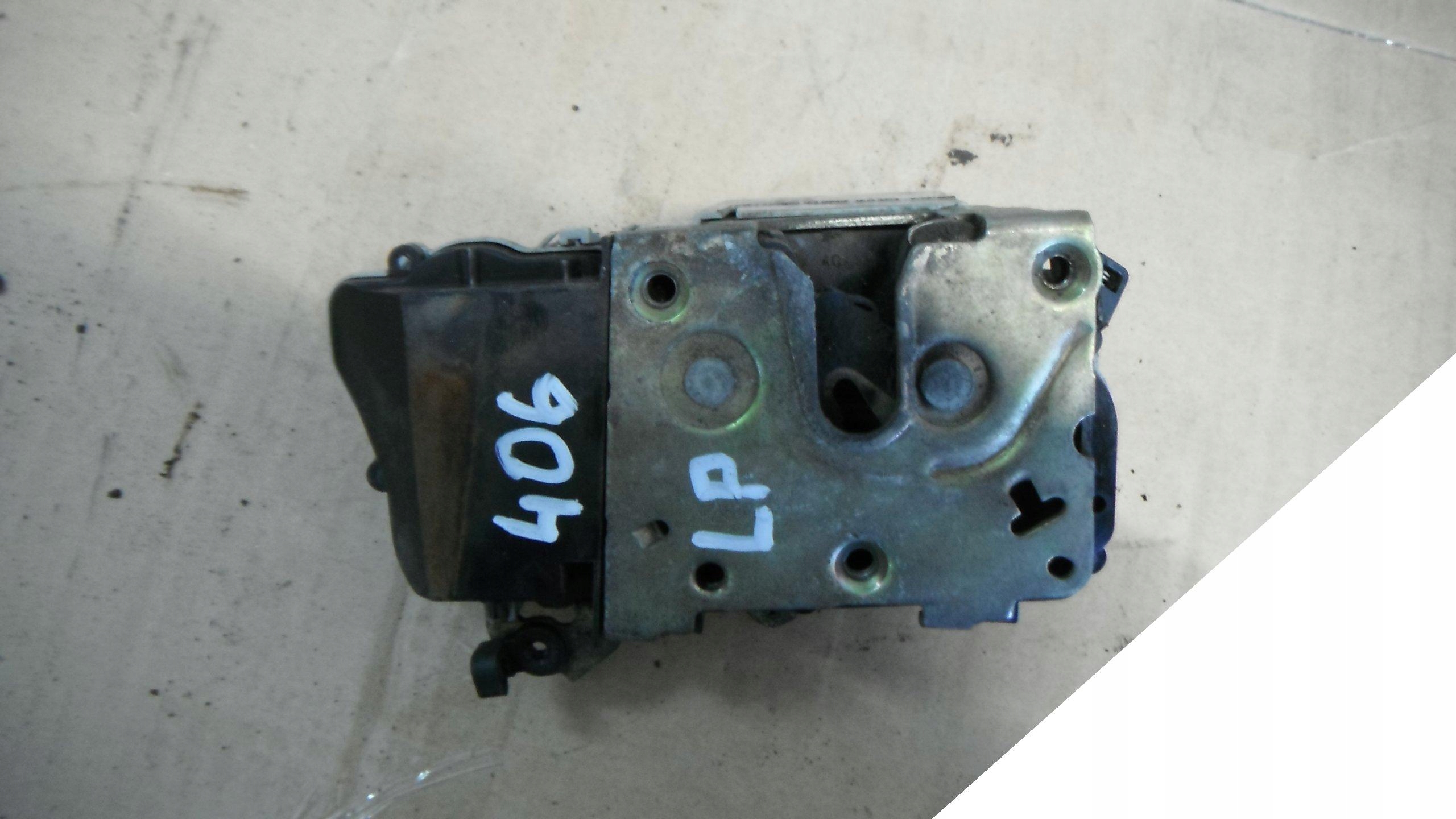 PEUGEOT 406 ZAMEK LEWY PRZEDNI 6 PIN