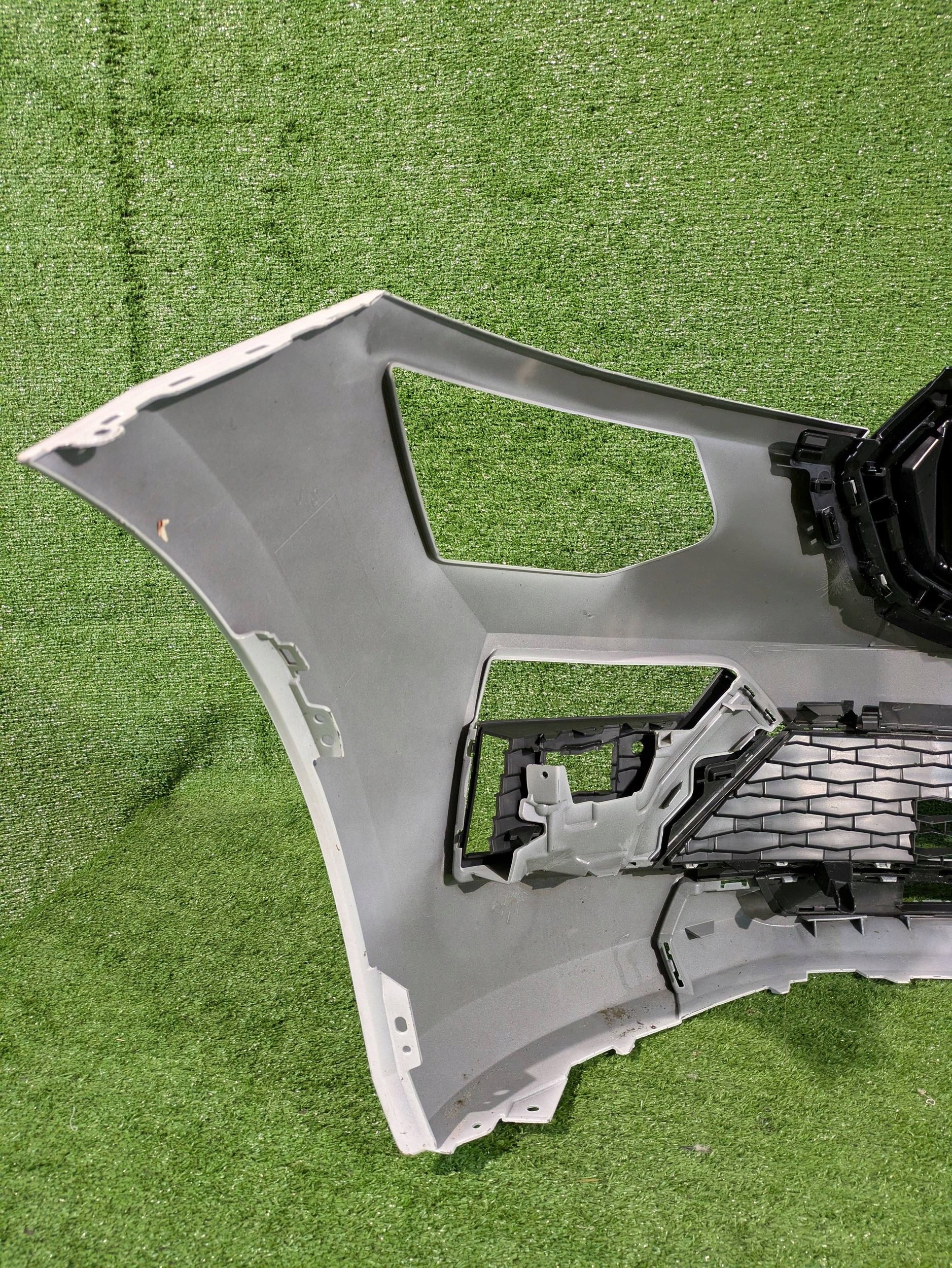 front bumper front SKODA KAMIQ LIFT 23- without PDC NR.6