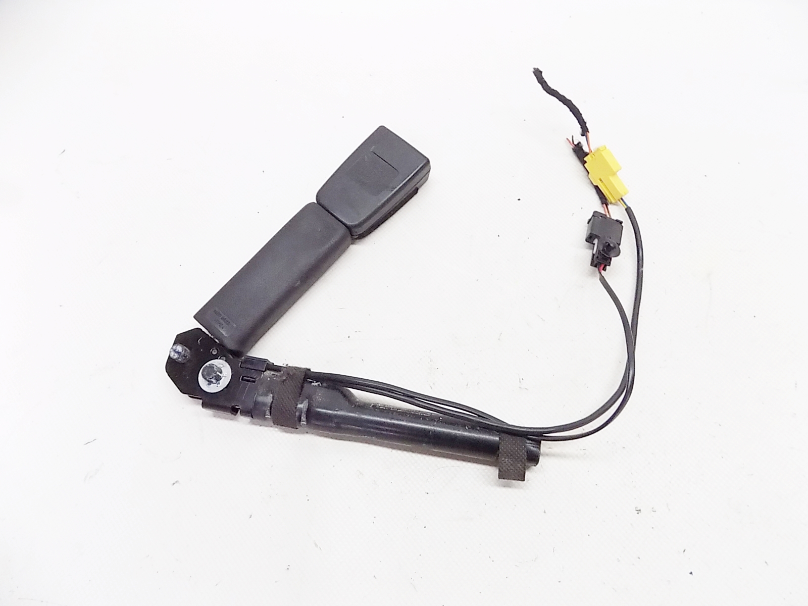 NAPINACZ PASA PRAWY PRZOD OPEL MERIVA B 10 17