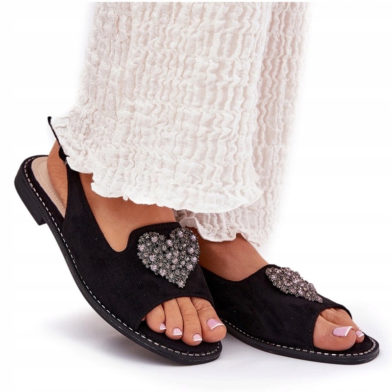 Dámské Plážové Sandály S Ozdobným Srdcem Eko Semiš KV27-018 Černé 37