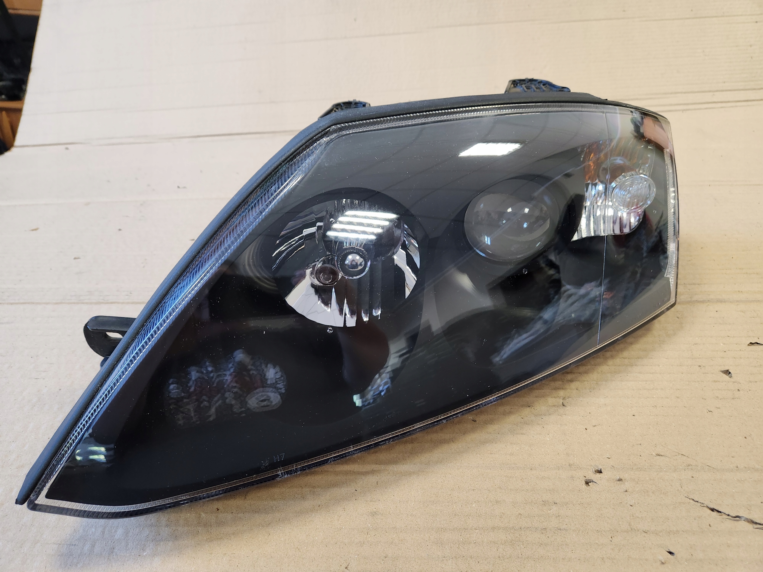 Фара перед лева Hyundai Тибурон купе 92101-2cxxx