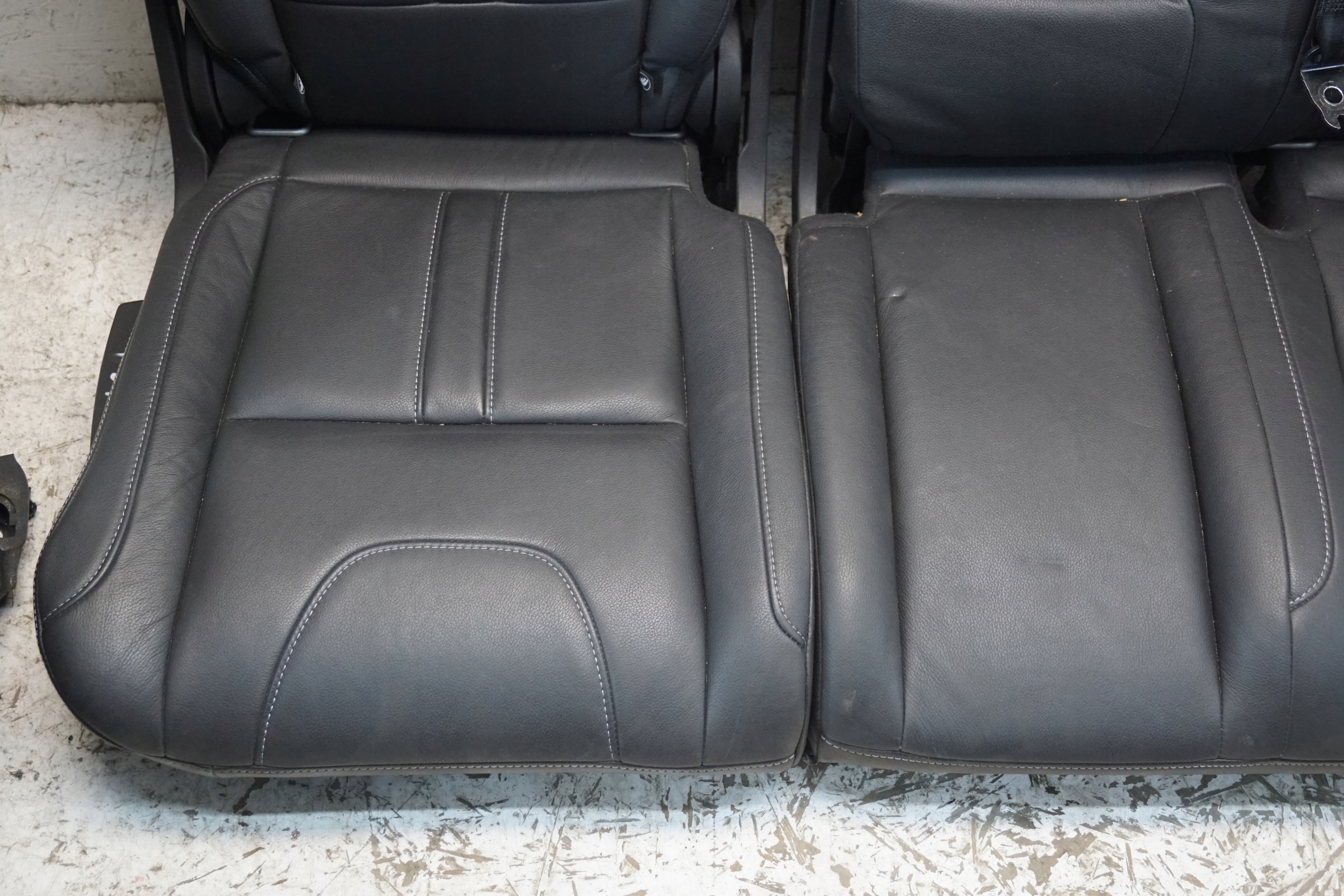 кресла диван FORD KUGA MK2 кожа