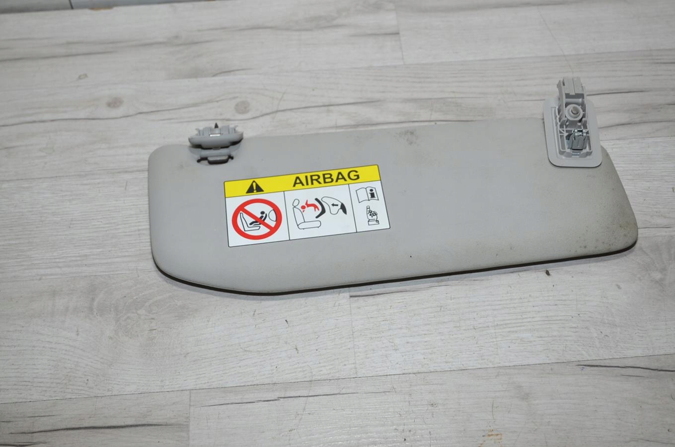 cover przeciwsloneczna right Citroen C4 Cactus 16
