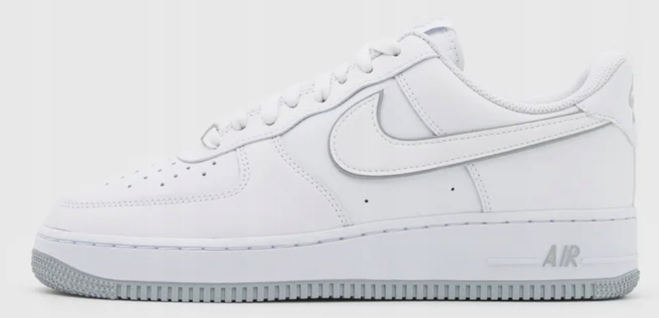 Nike Air Force 1 '07 vel 49,5