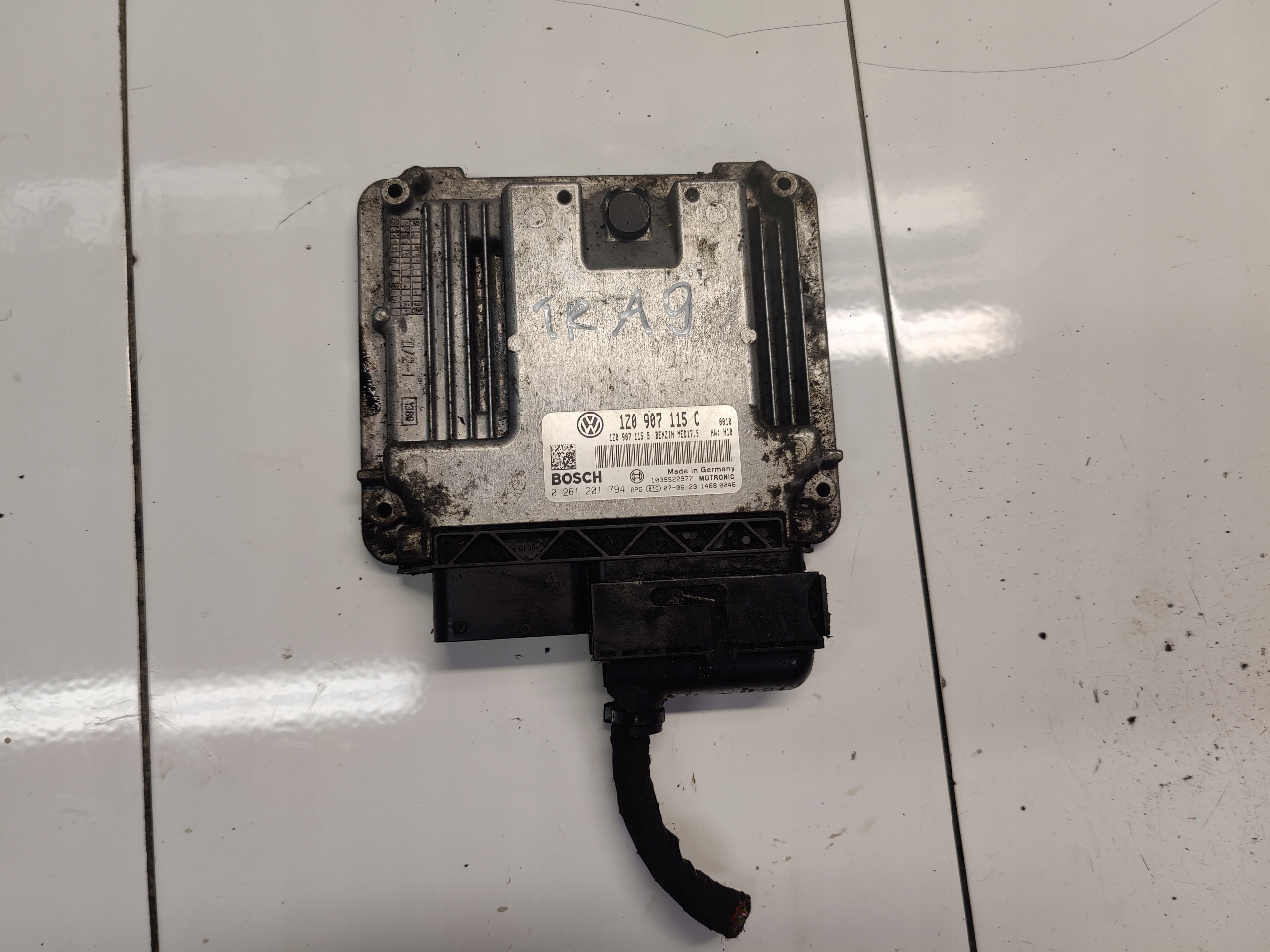 SKODA OCTAVIA II 1.8 computer 1Z0907115C 0261201794