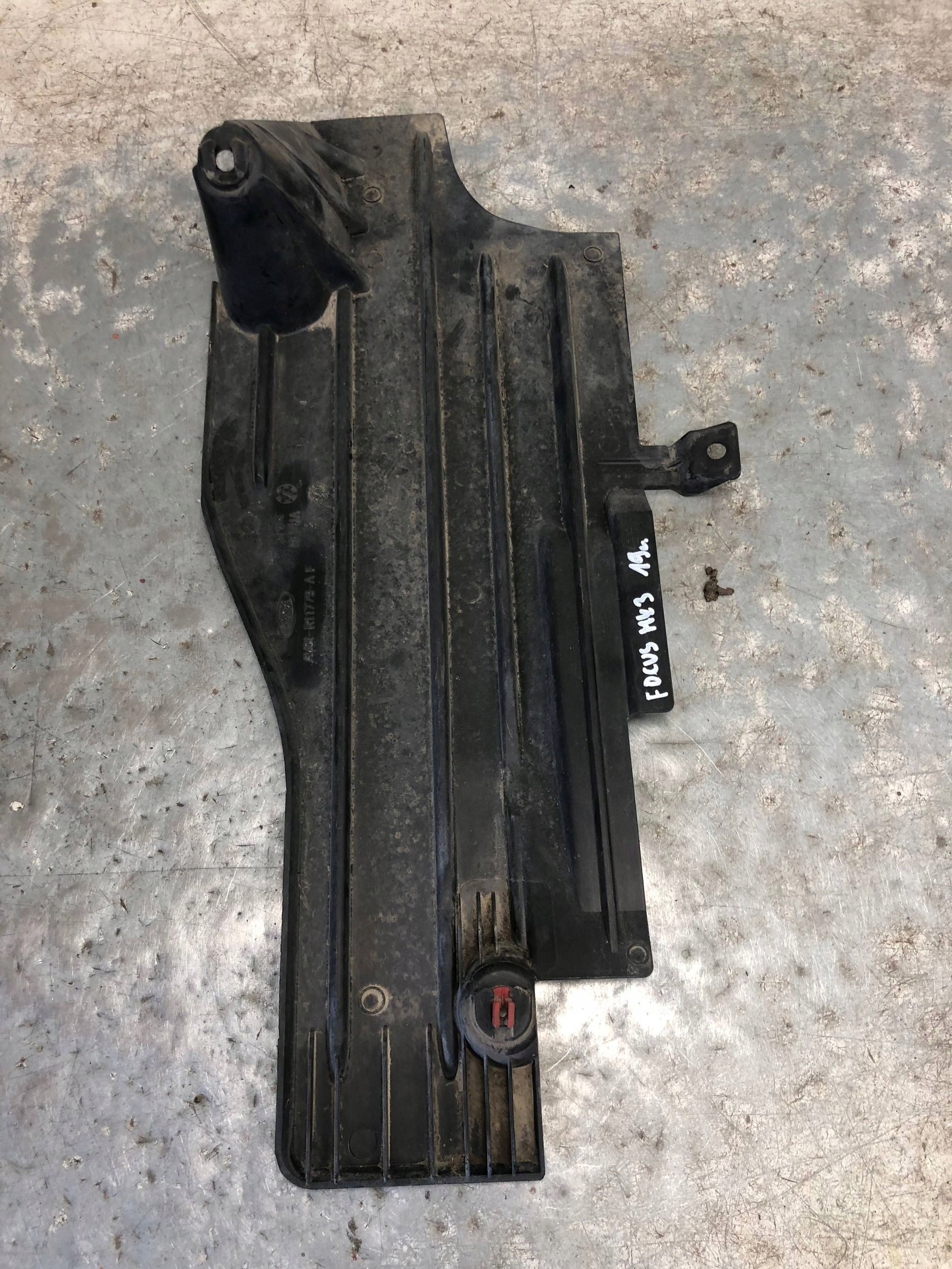 cover chassis FORD FOCUS MK3 AV61-R11779-AF