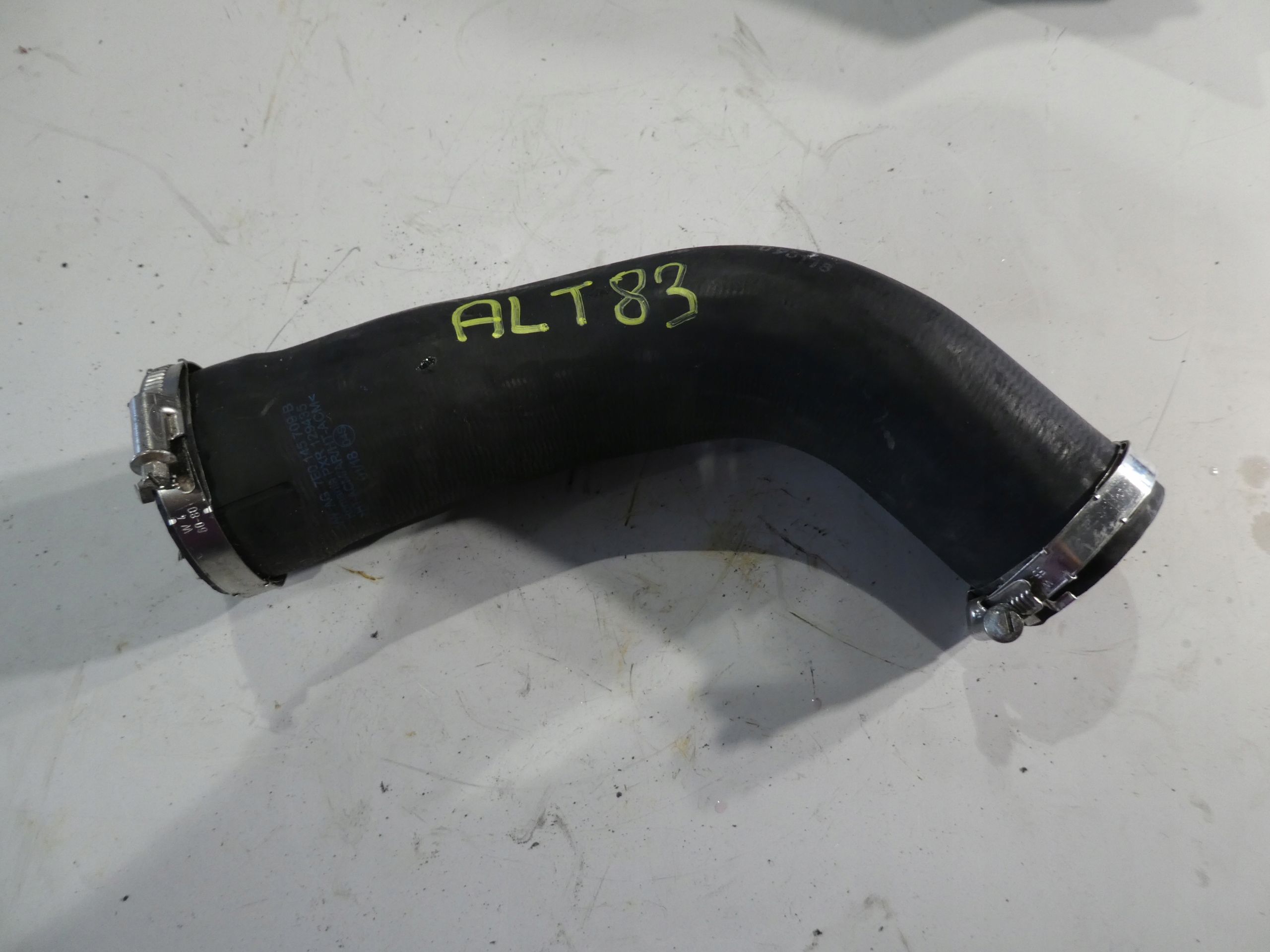 trouba hadice intercoolera VOLKSWAGEN T5 7E0145709B