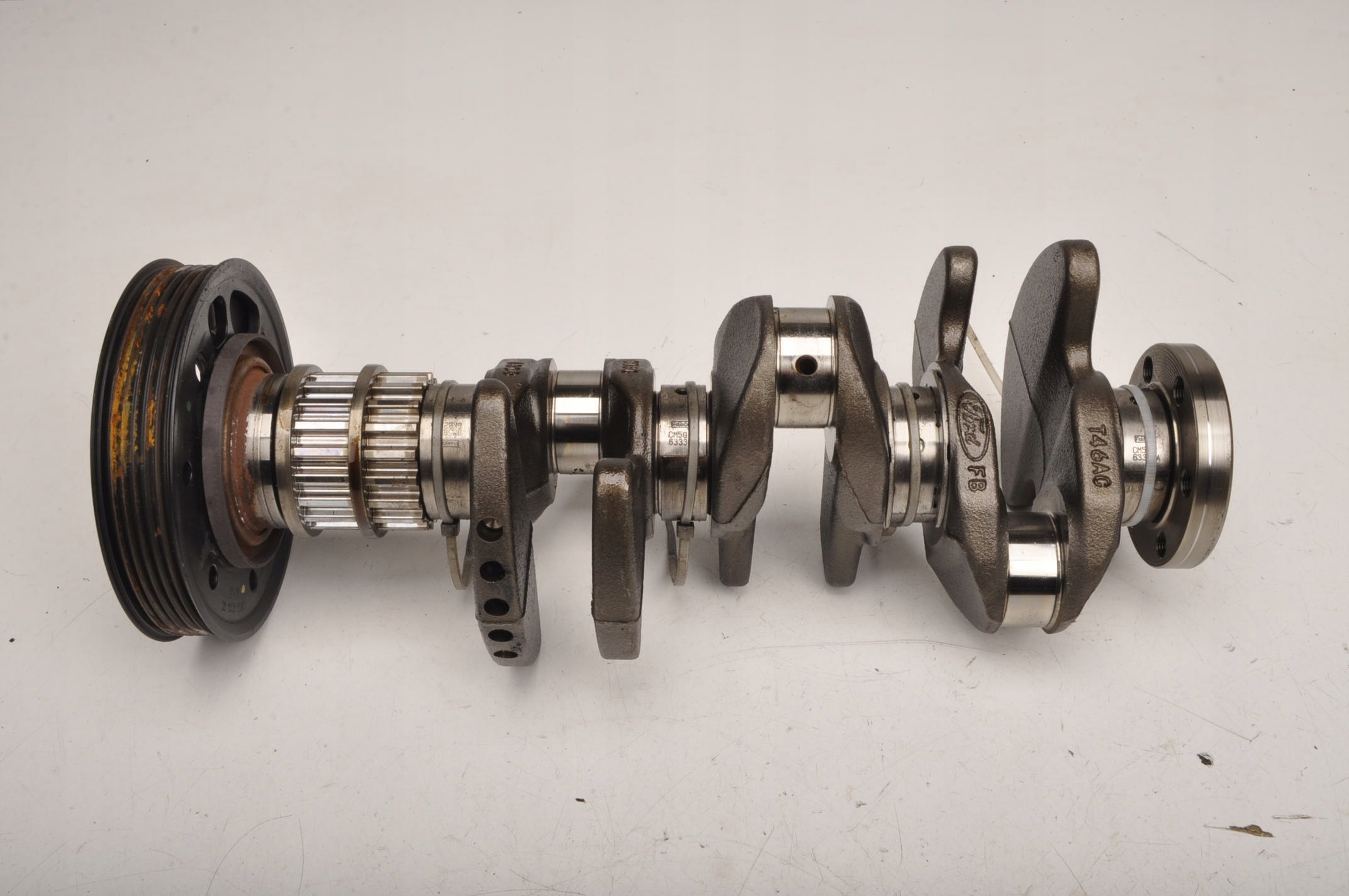 FORD FIESTA MK7 1.0 WAŁ KORBOWY