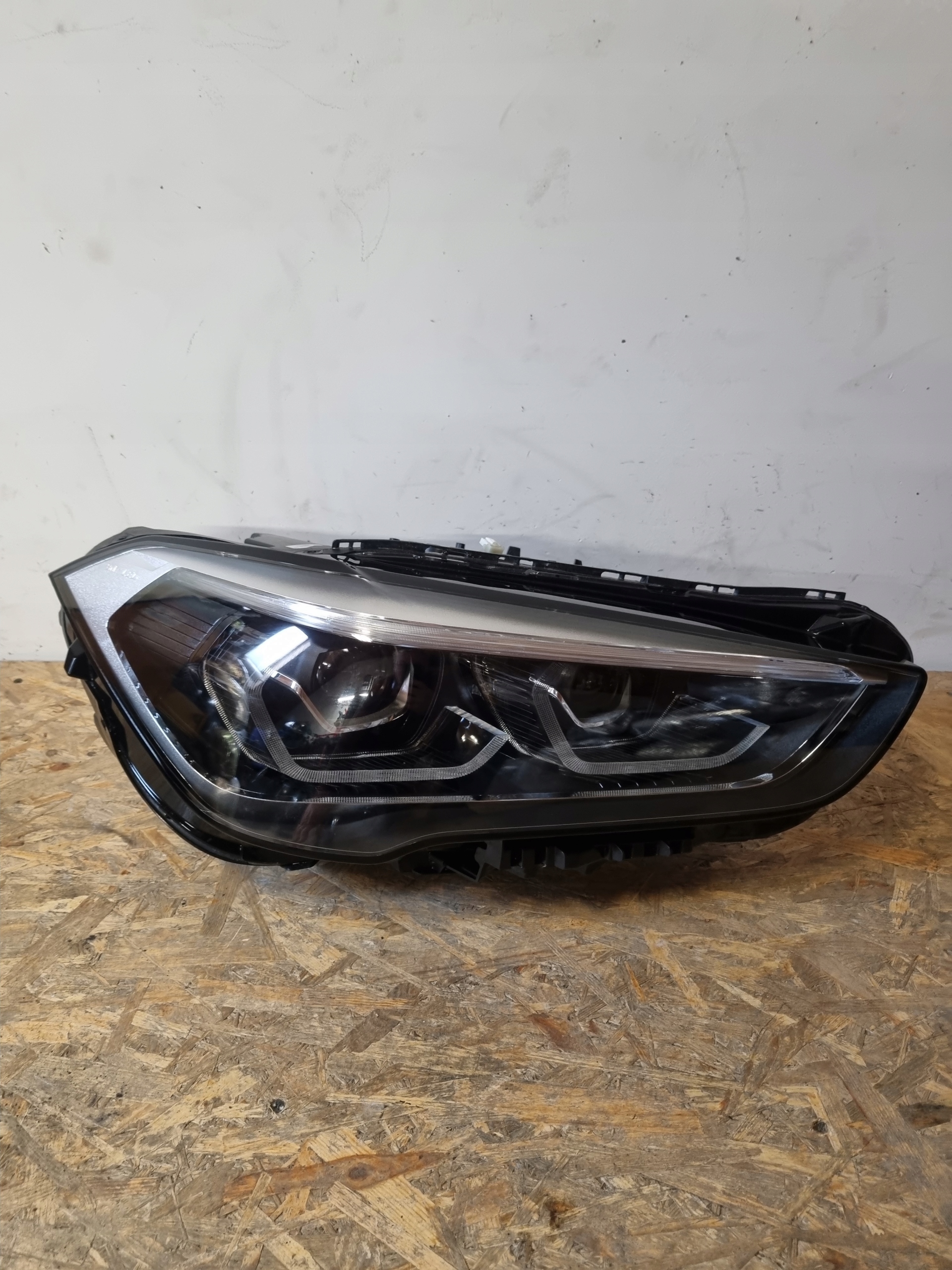 REFLEKTOR LAMPA BMW X1 F48 LIFT FULL LED LCI 2019 za 1800 zł z