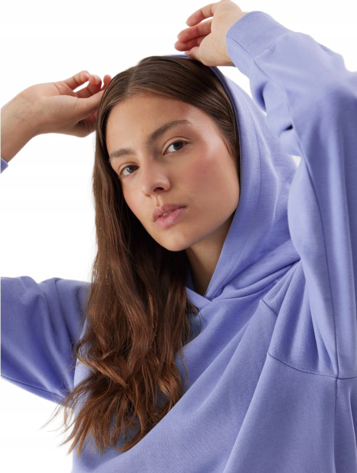 4F Bluza Dresowa Damska nierozpinana z kapturem luźna bawełniana fiolet L Dekolt szpic