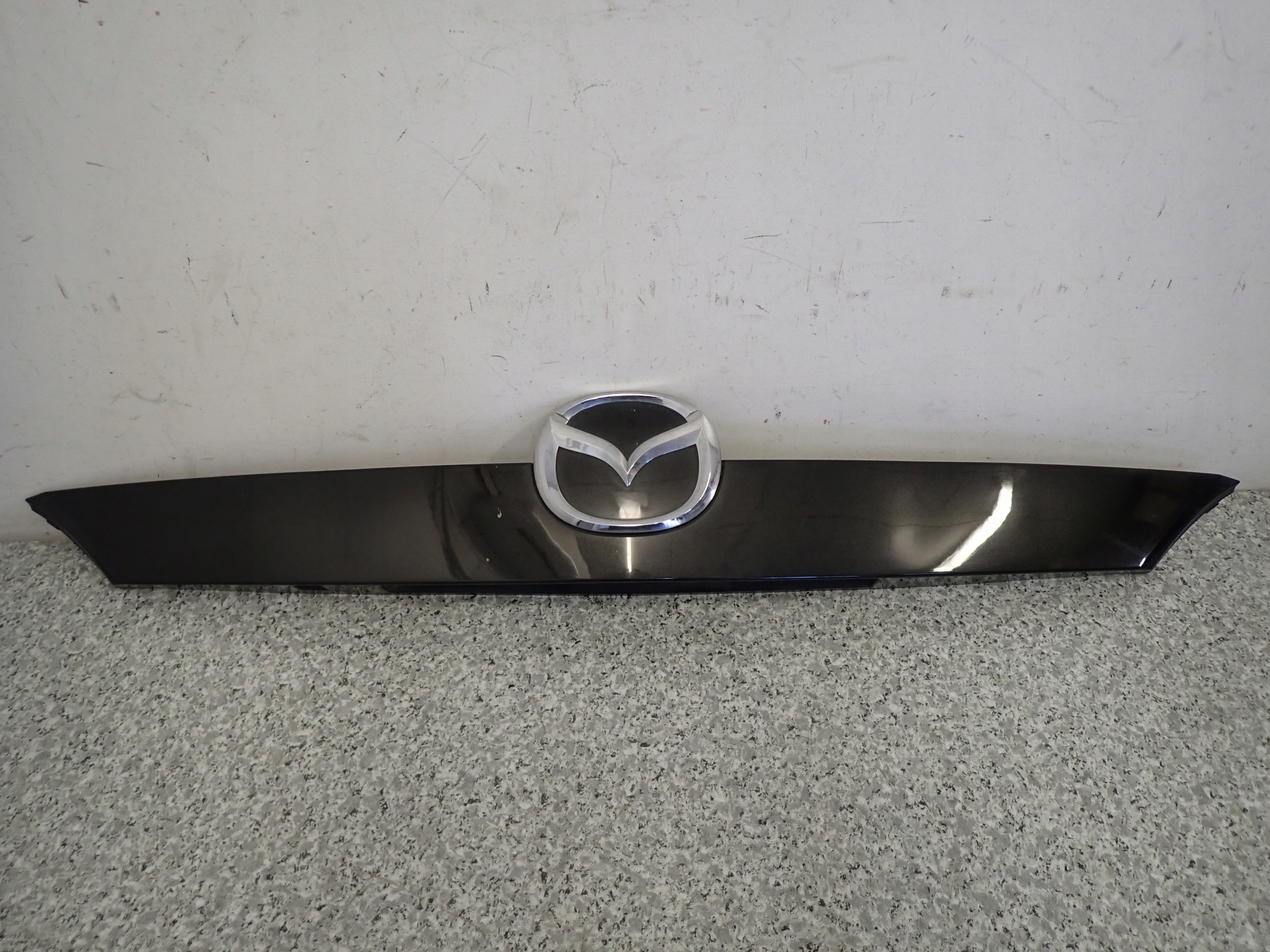 MAZDA5 MAZDA 5 II CW 10- LISTWA KLAPY BAGAŻNIKA BLENDA