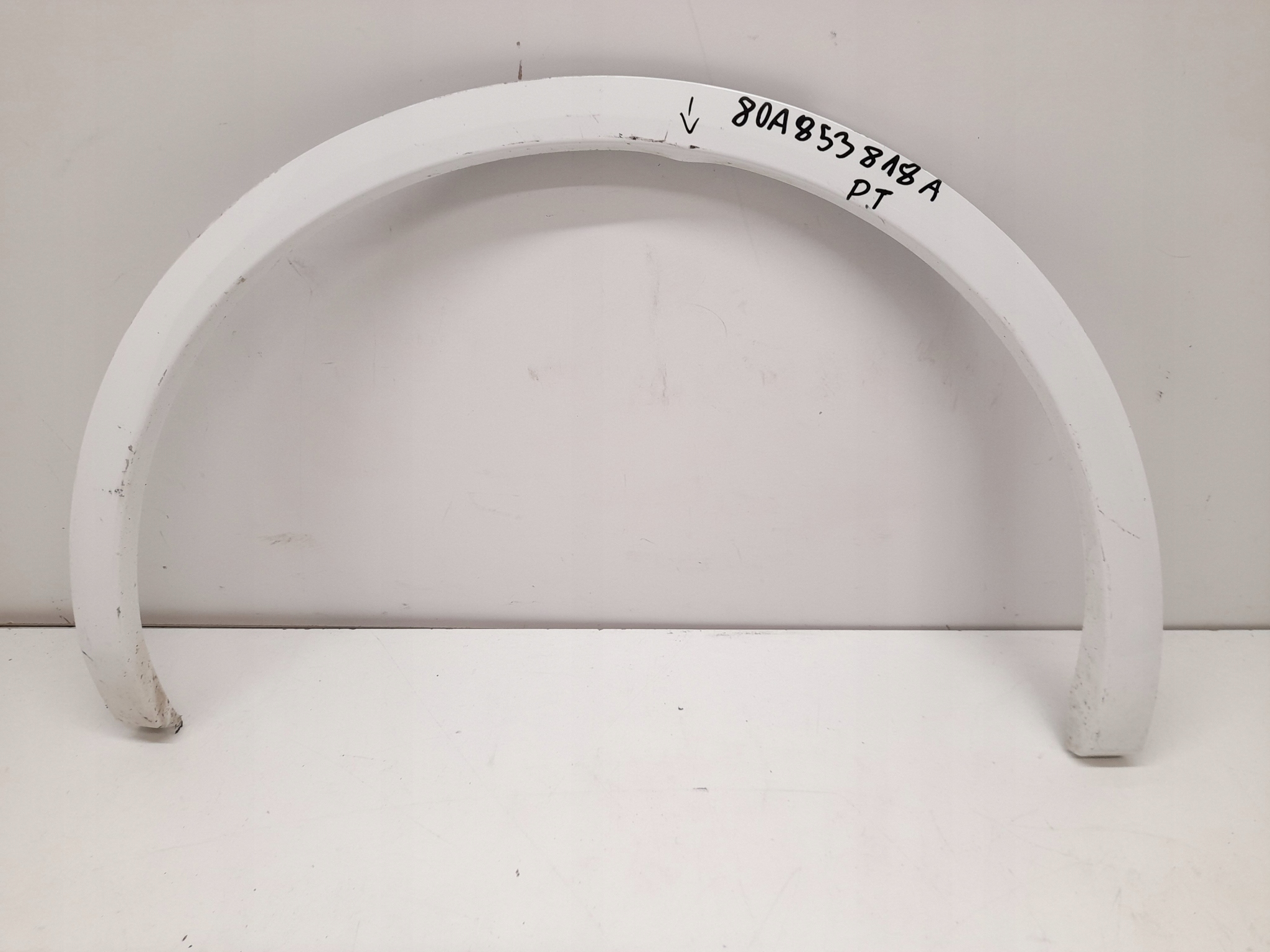 Audi OE0a853818a накладка НАКЛАДКА крыла