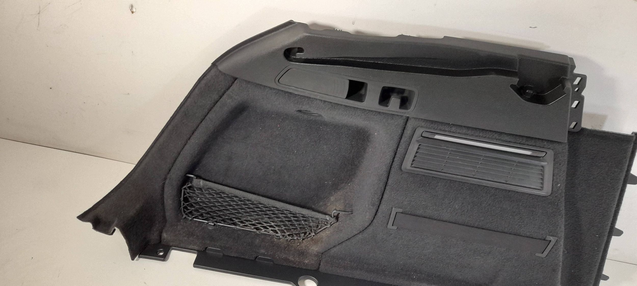 Audi Q5 SQ5 FY boot upholstery left 80A863879BB (QD45)