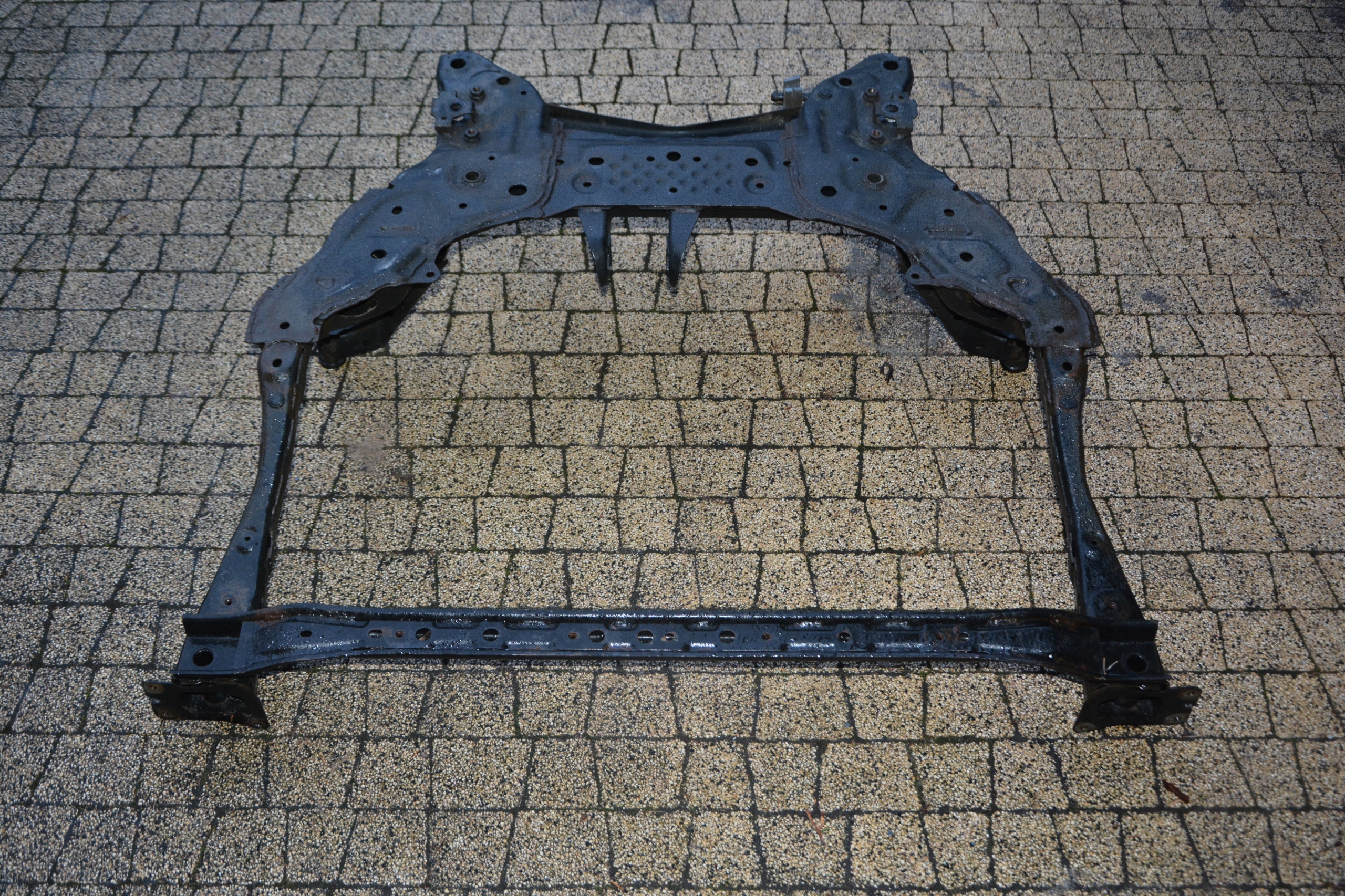 BELKA ZAWIESZENIA PRZEDNIA MAZDA 6 VI GJ KOMBI