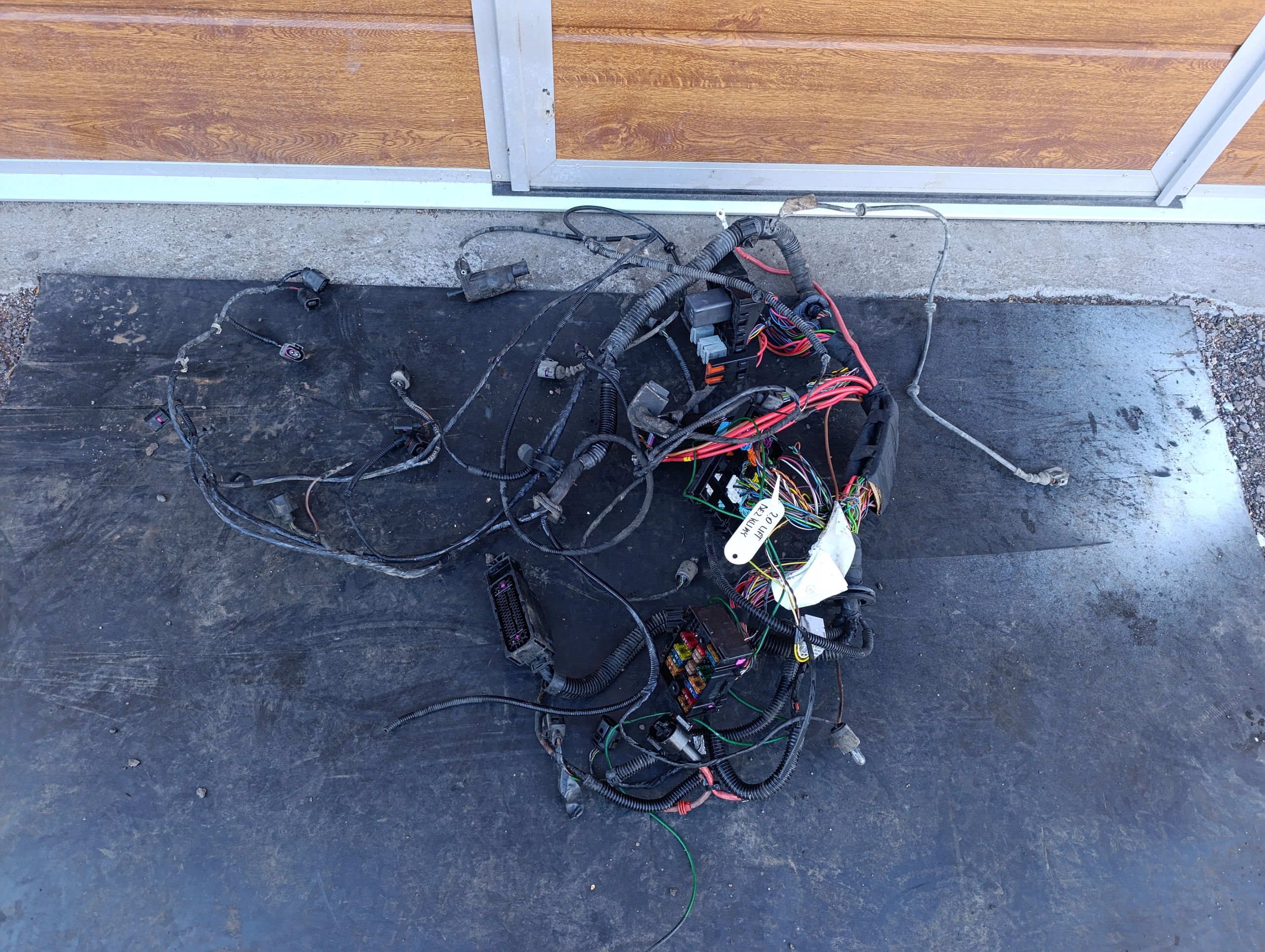 VW T5 LIFT 2.0 wiring bundle KOMORY of the engine under the window
