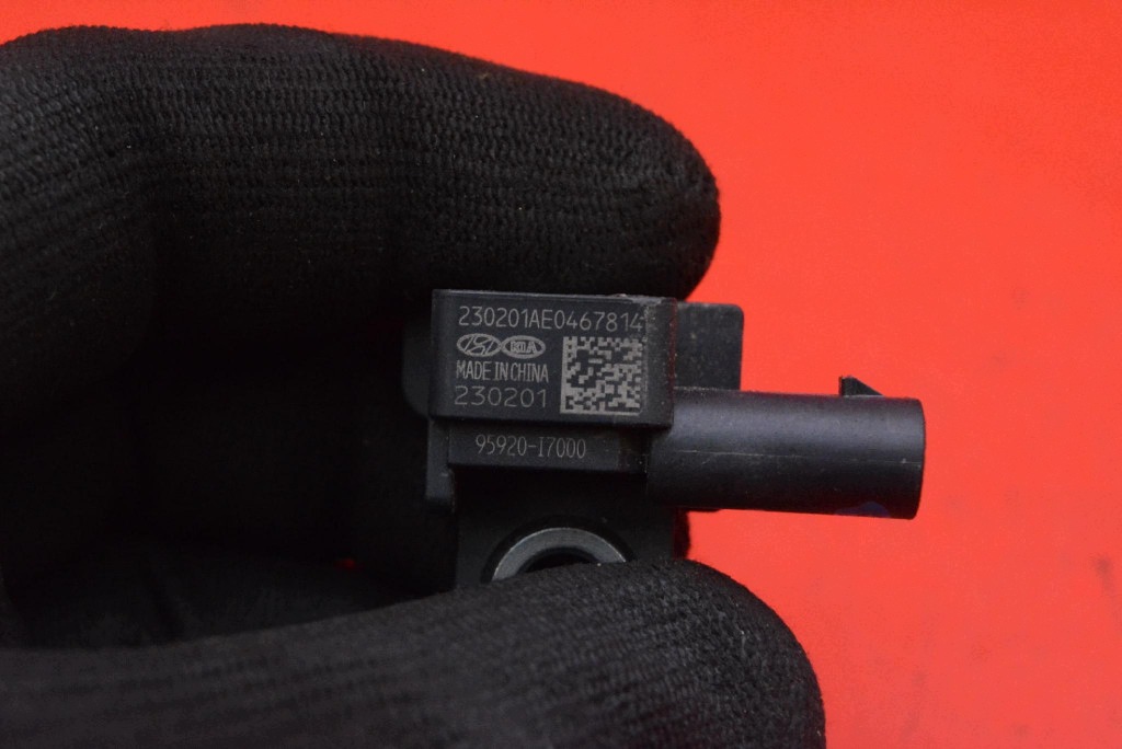 impact sensor left front 95920-I7000 KIA EV6 GT 21
