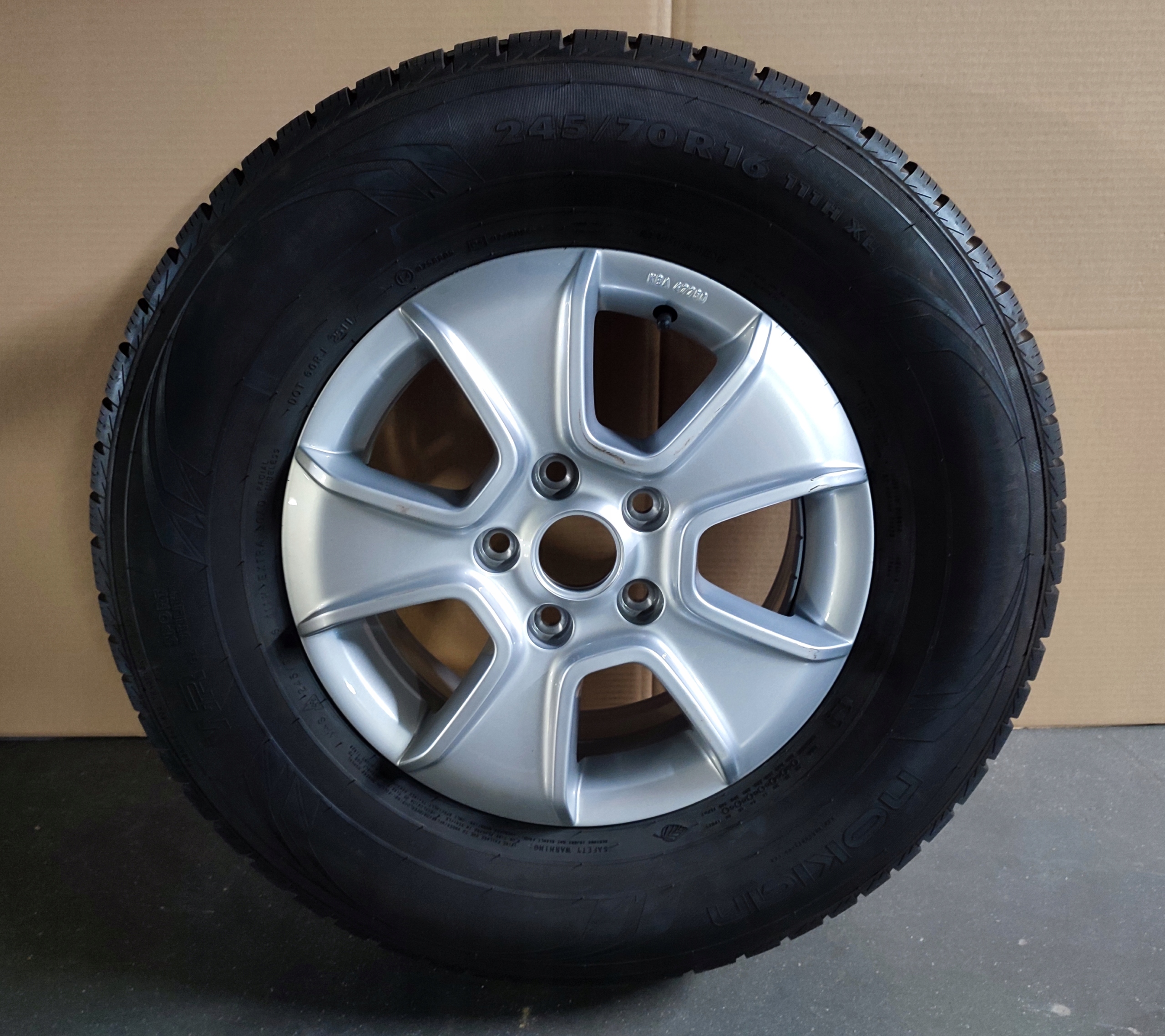 4x НОВЫЕ КОЛЕСА ЗИМНИЕ VW AMAROK 245/70 R16