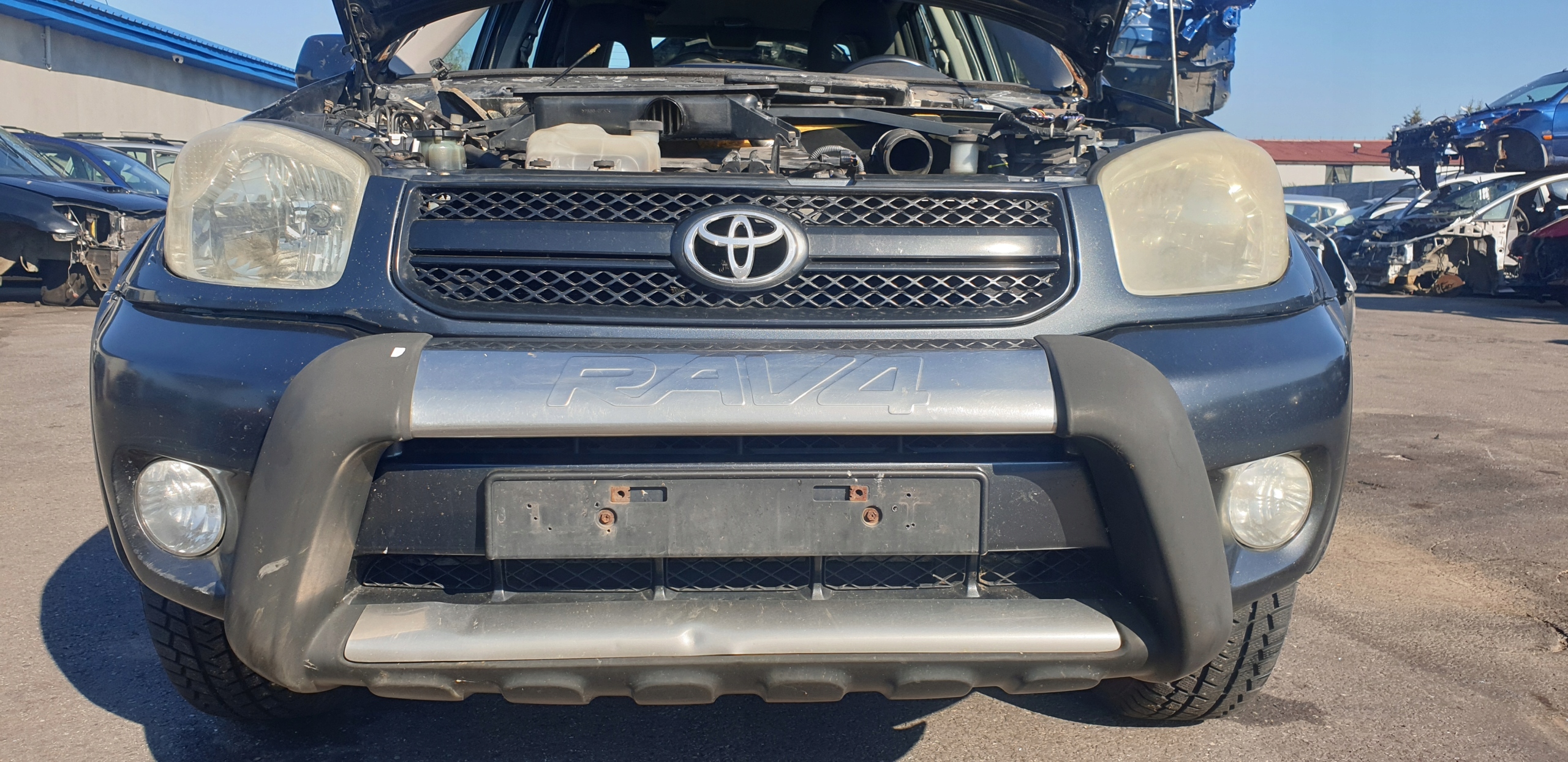 Toyota RAV4 II 2.0 D-4D MOST TYLNY