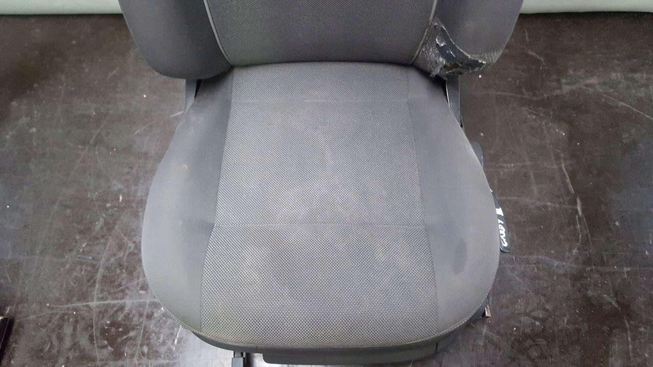 Siège Avant Droite Passegers VW Caddy III 2,0 TDI