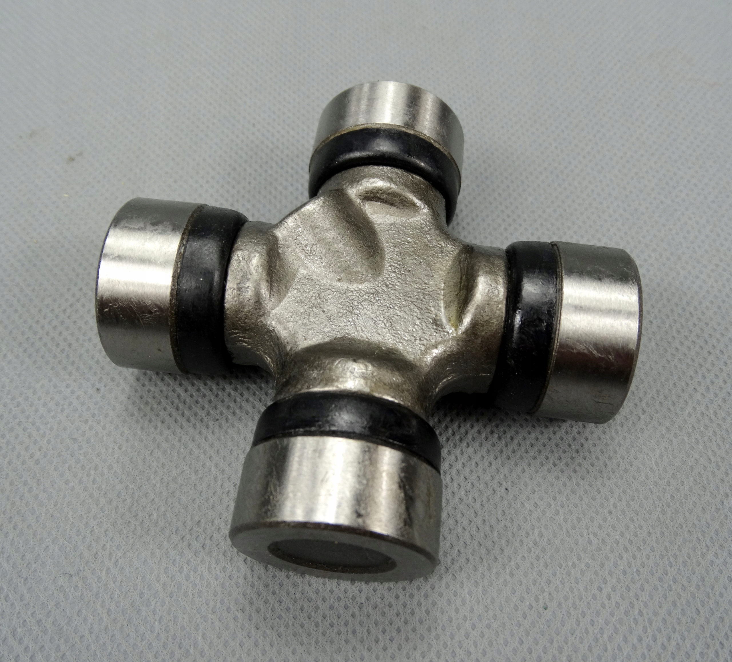 KRZYŻAK WAŁU WAŁ 27X76 FORD RANSIT 1992 - 2000 Numer katalogowy części 30-460-001