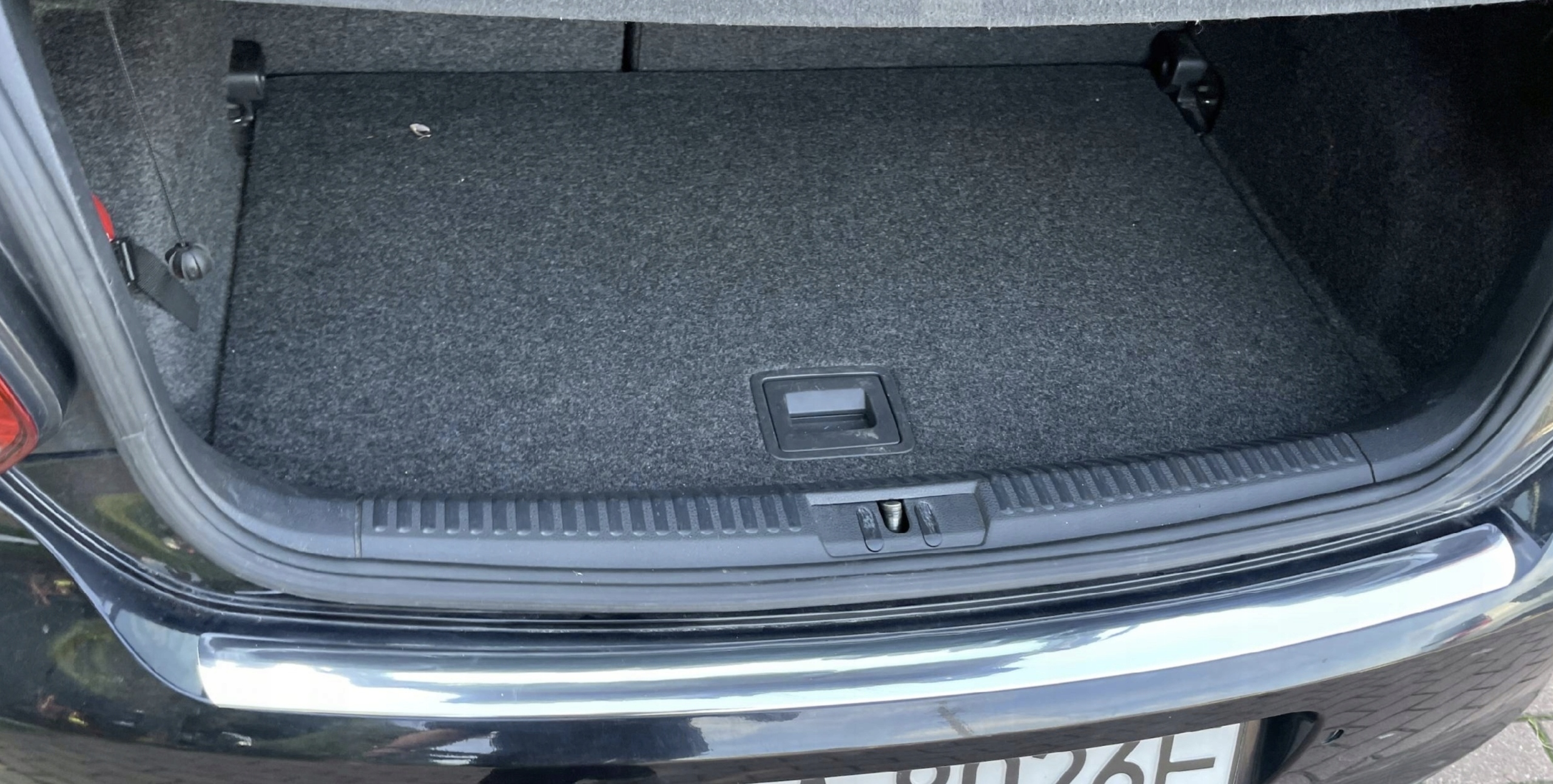 Lancia Delta - Listwa Ochronna Chrom Chromowana na Zderzak tylny Typ samochodu 4x4/SUV Samochody dostawcze Samochody osobowe