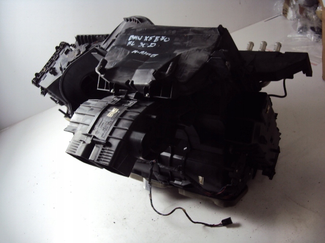 радиатор отопителя BMW X6 E71 4.0d европа 9221614