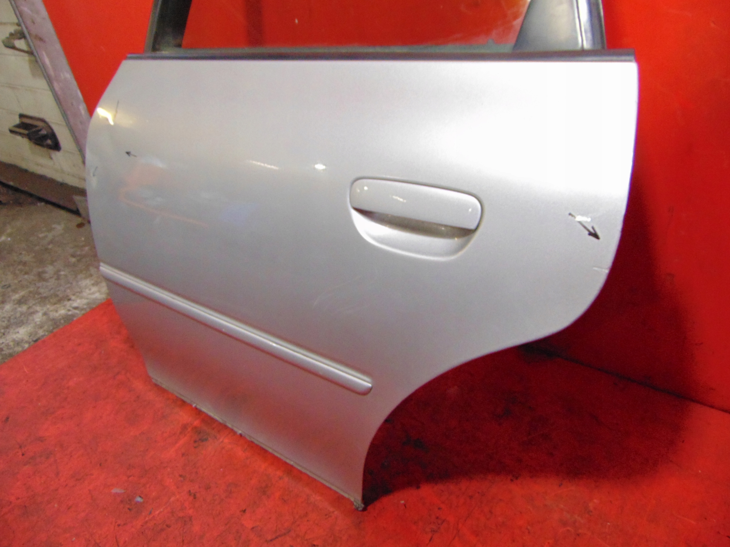AUDI A3 8L LIFT 99-03 5D door left rear part rear. LY7W