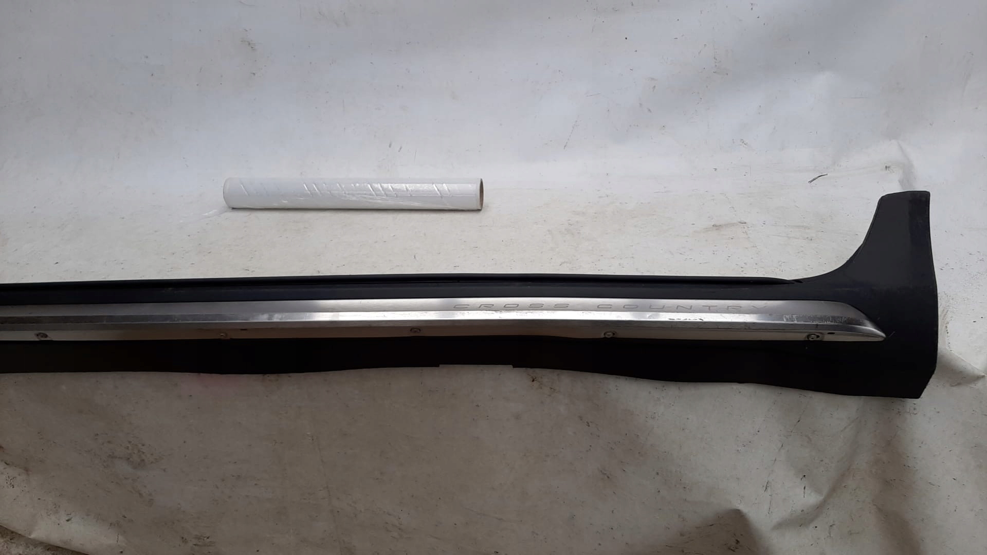 VOLVO V60 II CROSS COUNTRY 19- threshold left moulding threshold left 31463769