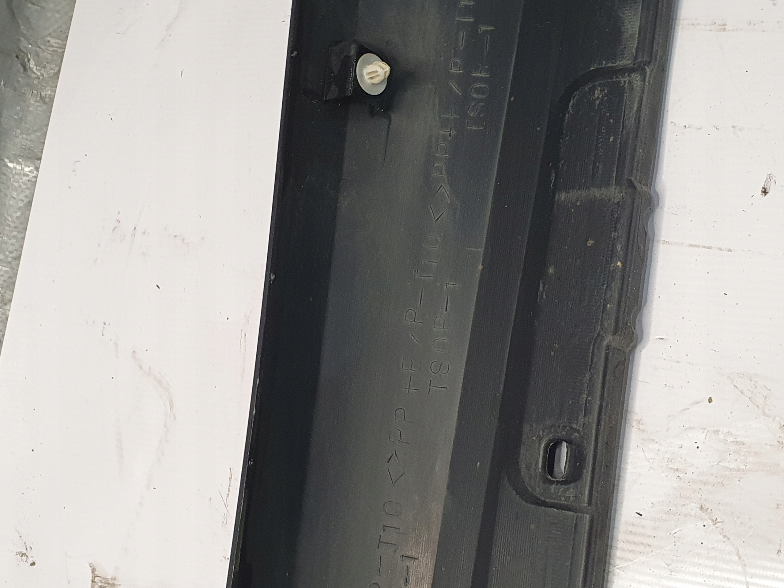 moulding threshold right TOYOTA CELICA VII 99-05r.