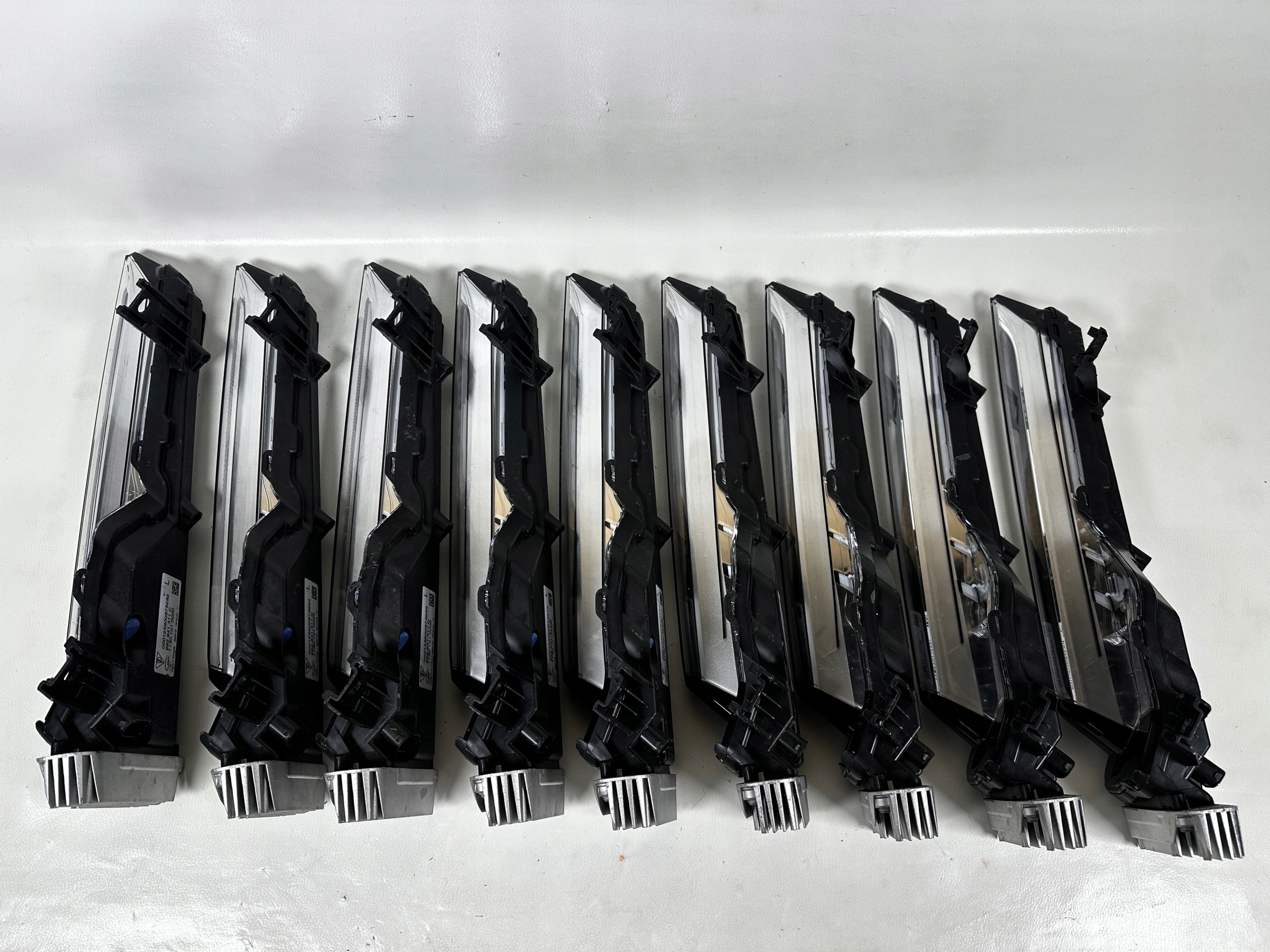 PORSCHE CARRERA 992 Nebelscheinwerfer LED links 992941311C