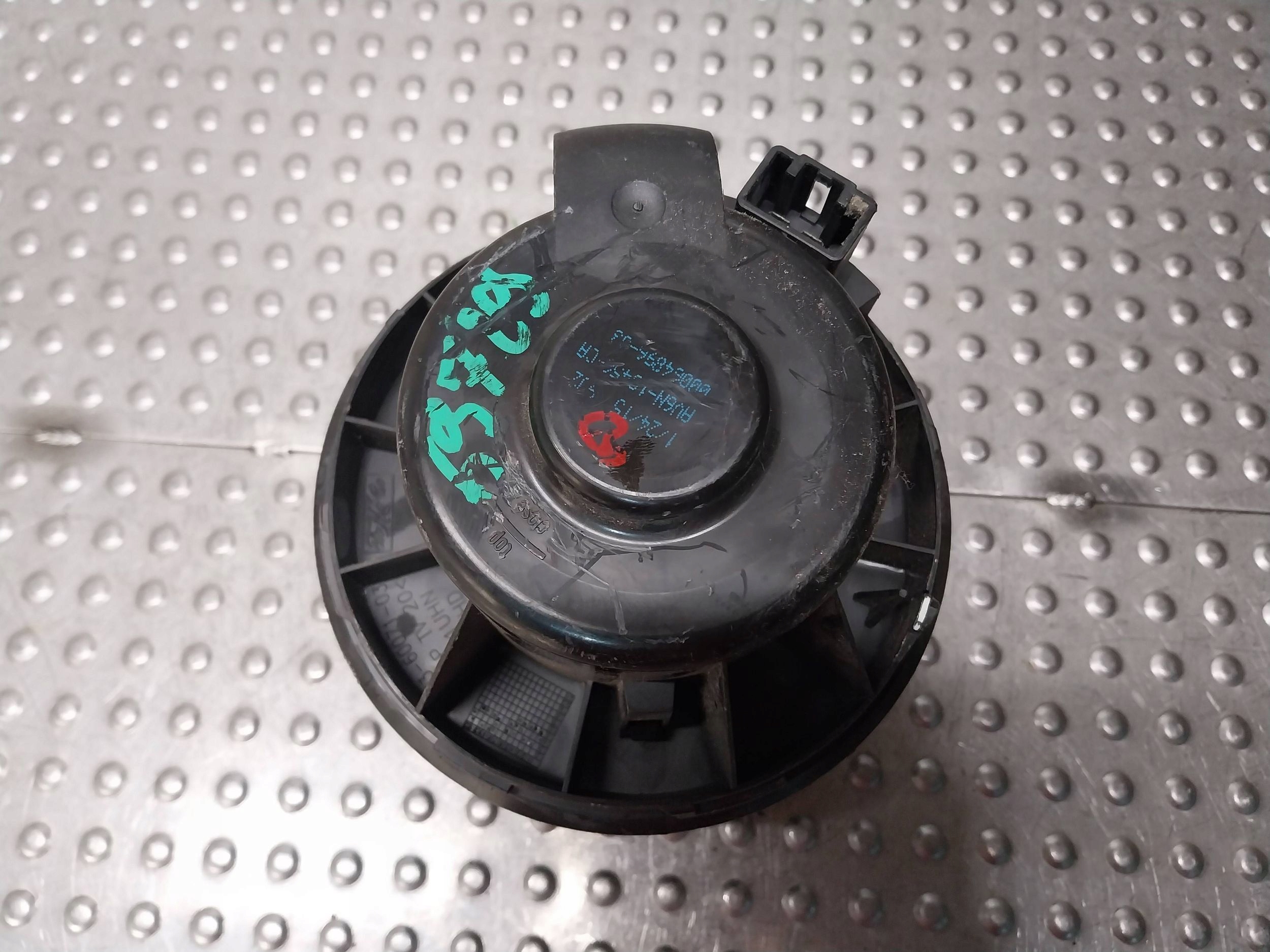 DMUCHAWA Lüfter des lüfters AV6N-18450-CA FORD KUGA MK2 LIFT