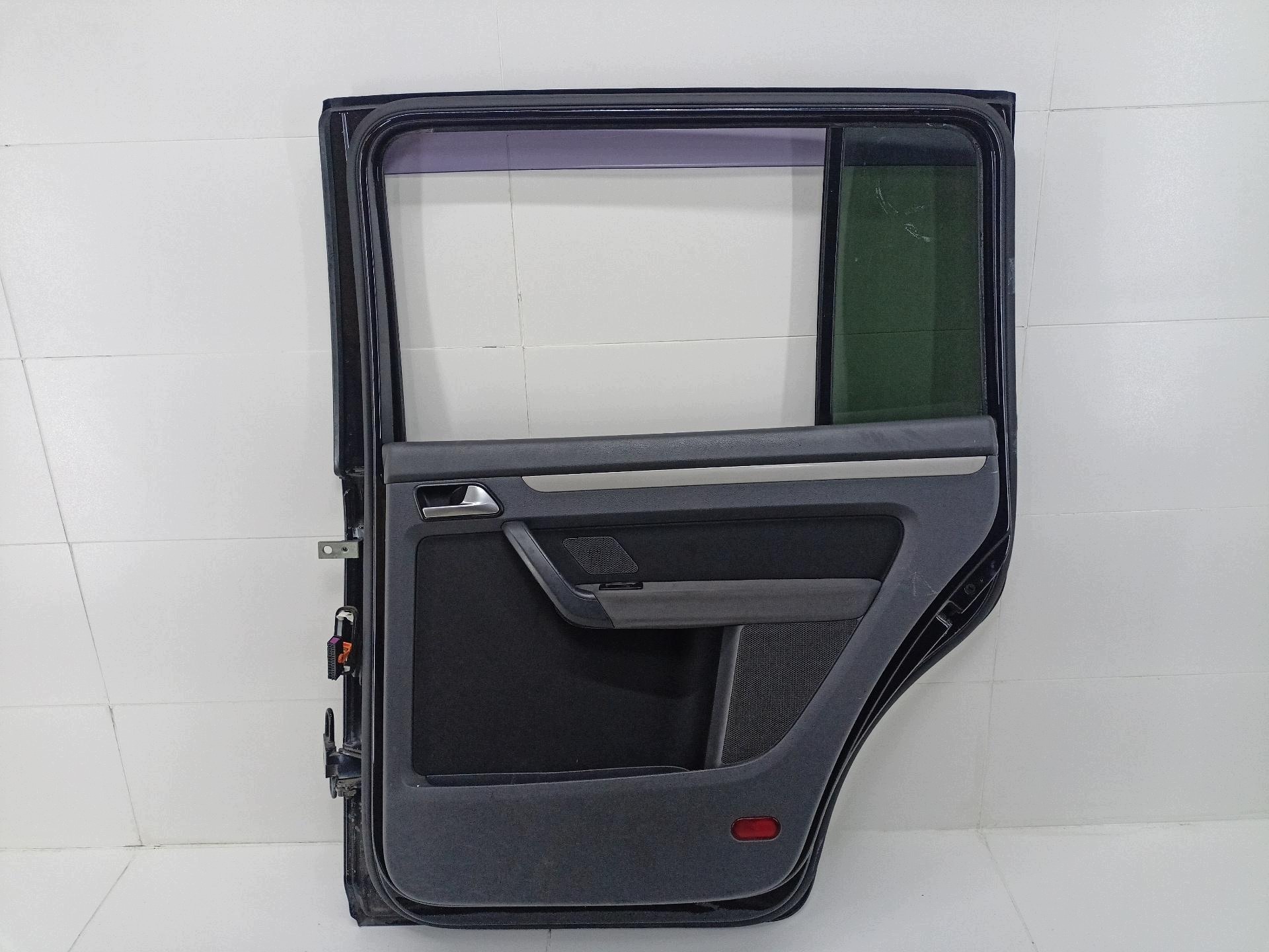 door rear part right side Volkswagen Touran facelift 2010
