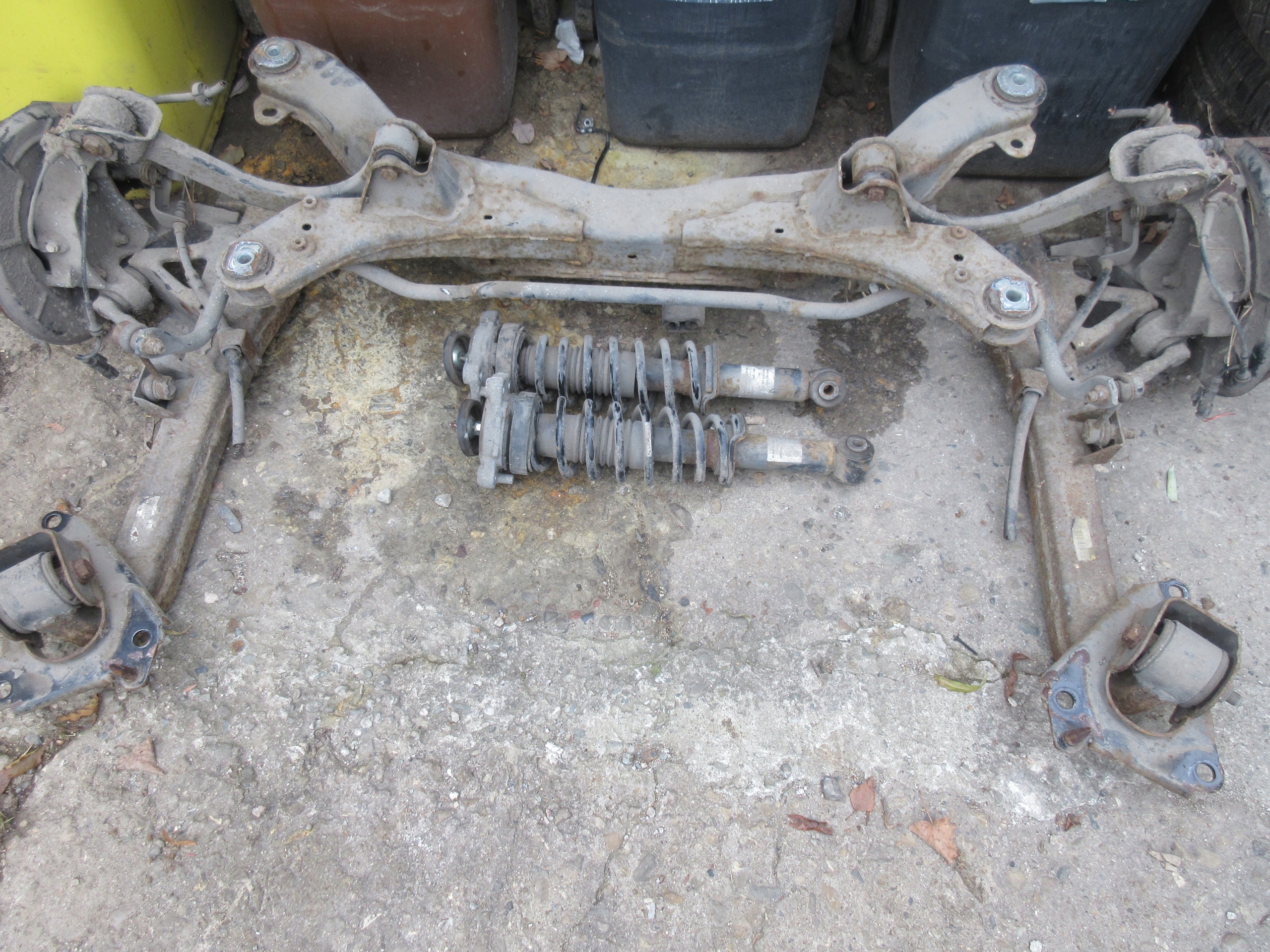 ALFA ROMEO BRERA 2.4 jtd ZAWIESZENIE TYŁ sanki