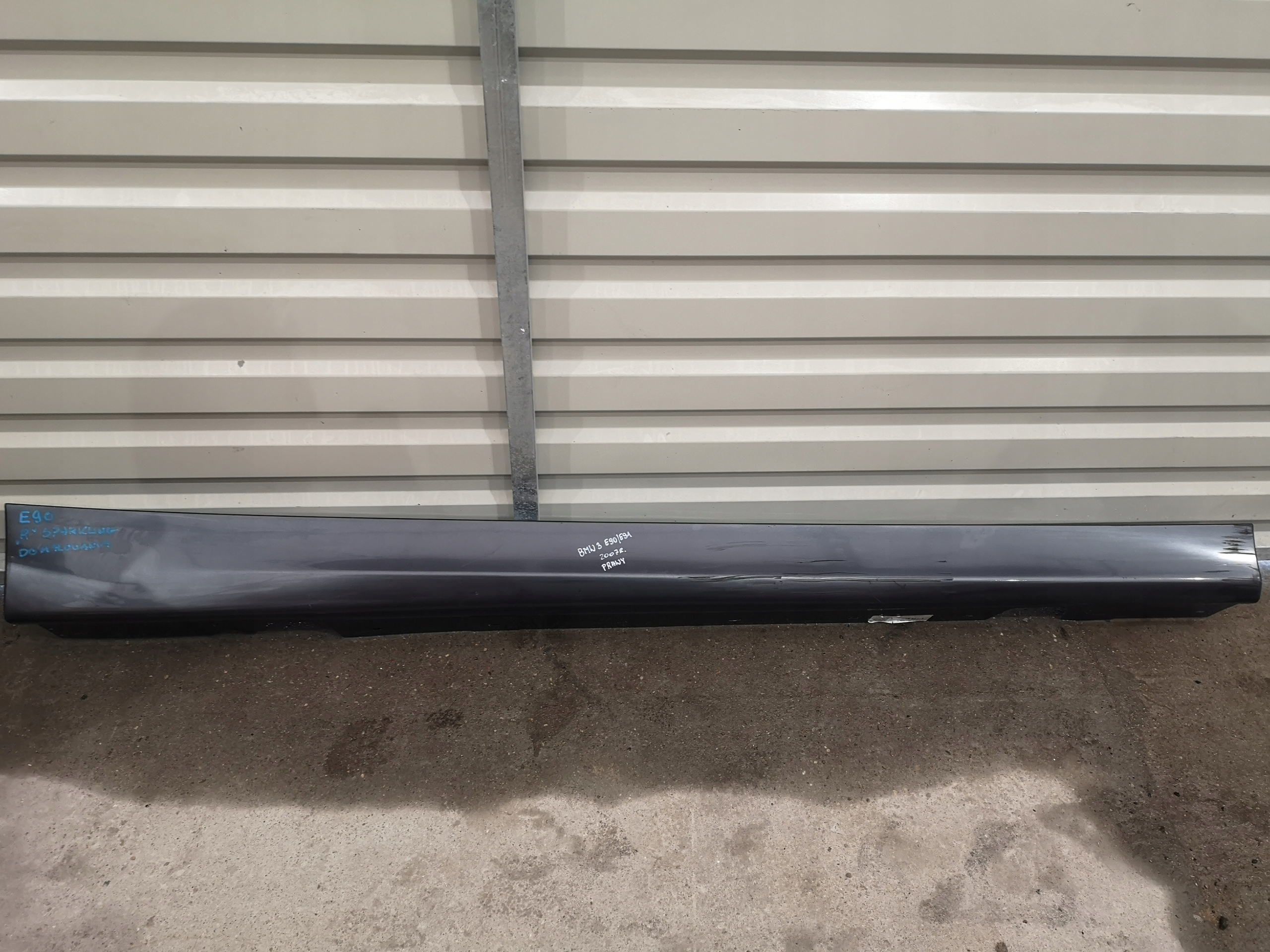 LISTWA PROGOWA BMW E90 E91 PRZED LIFT SPARKLING