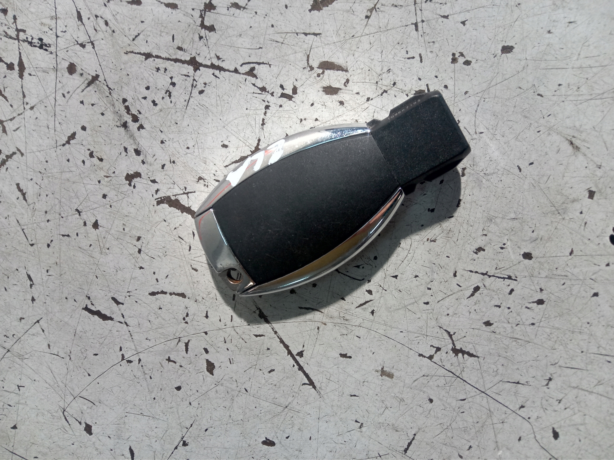 MERCEDES W117 CLA KLUCZYK PILOT Typ samochodu Samochody osobowe